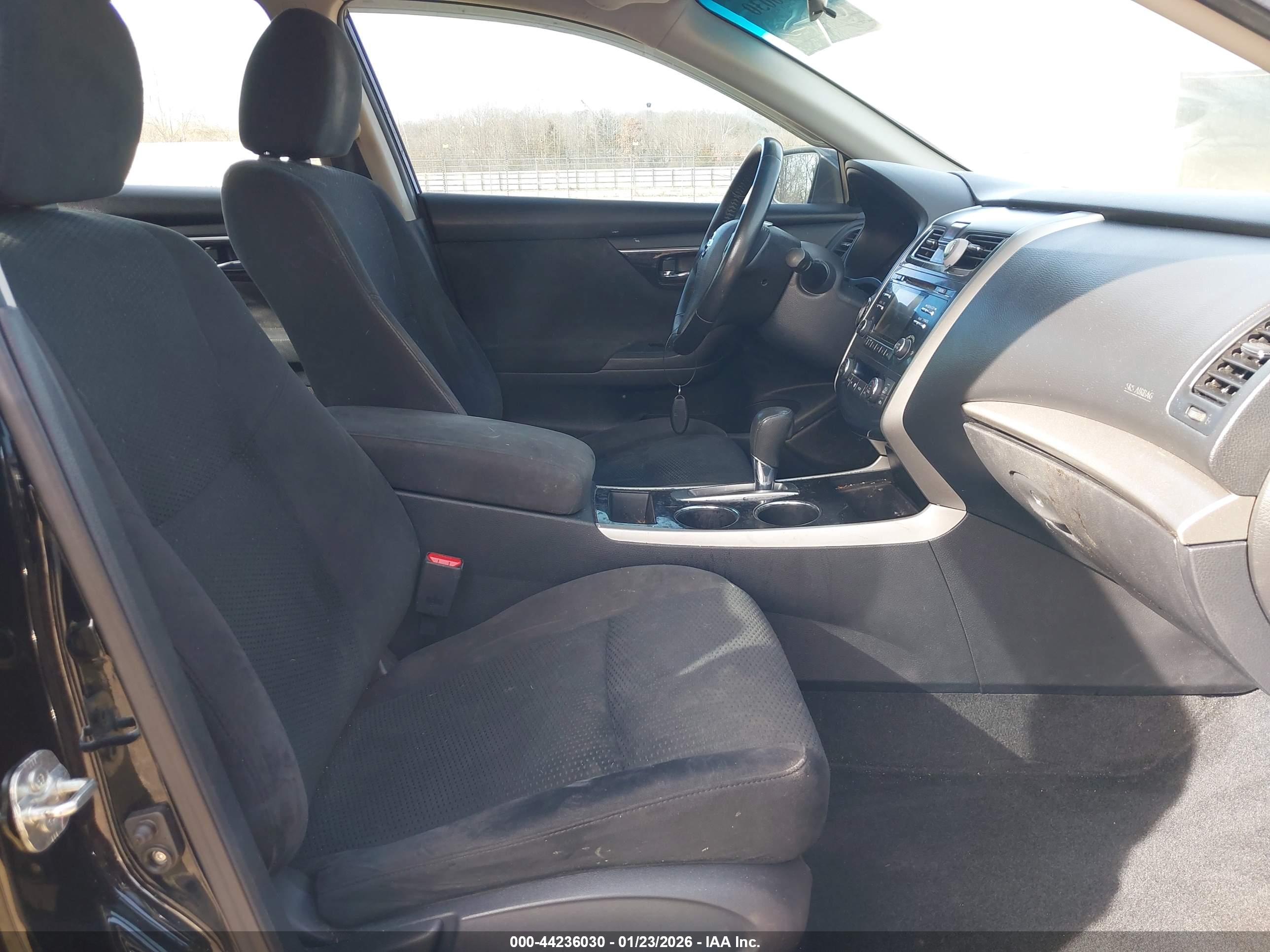 NISSAN ALTIMA image 5