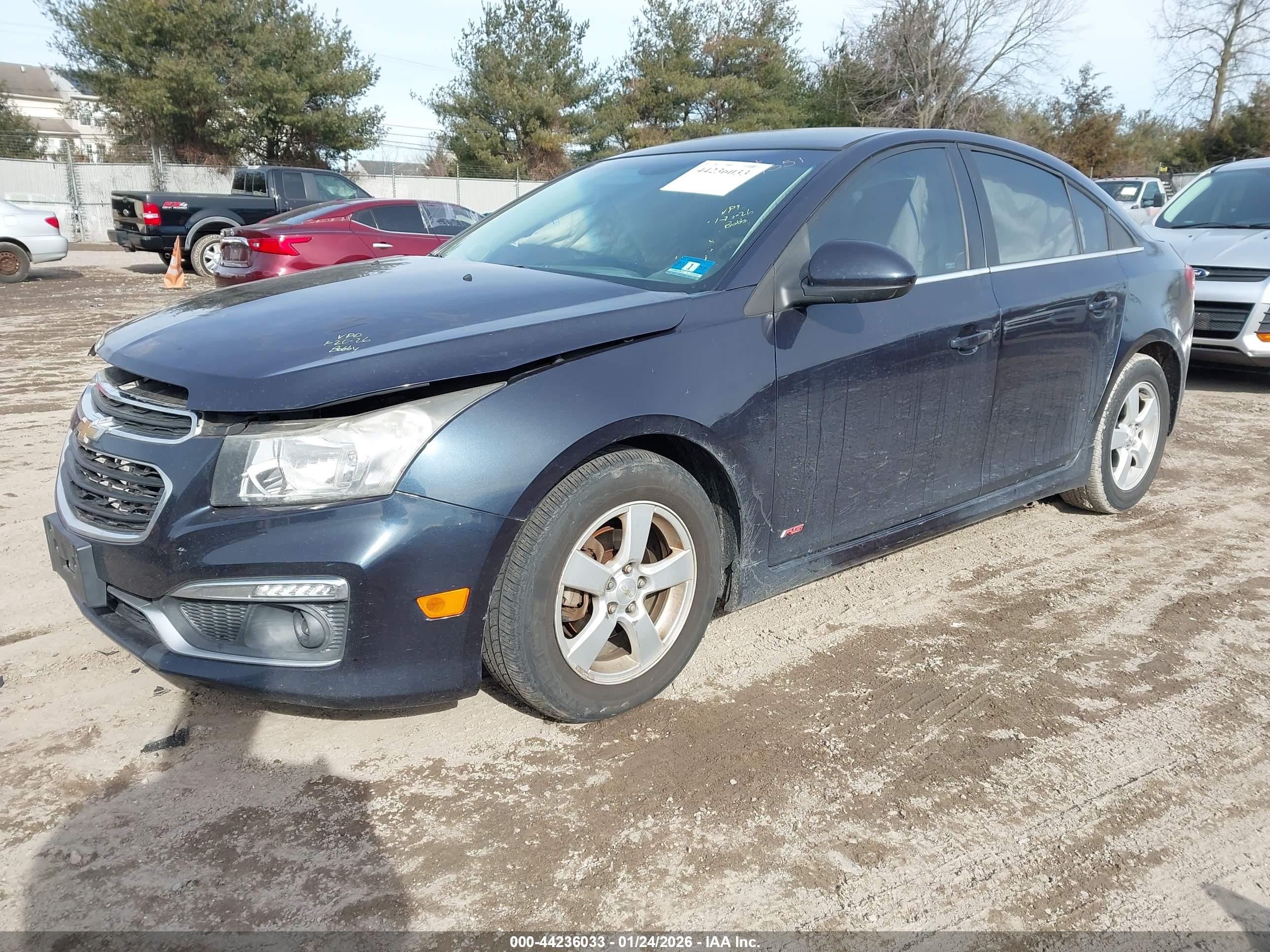 CHEVROLET CRUZE image 2