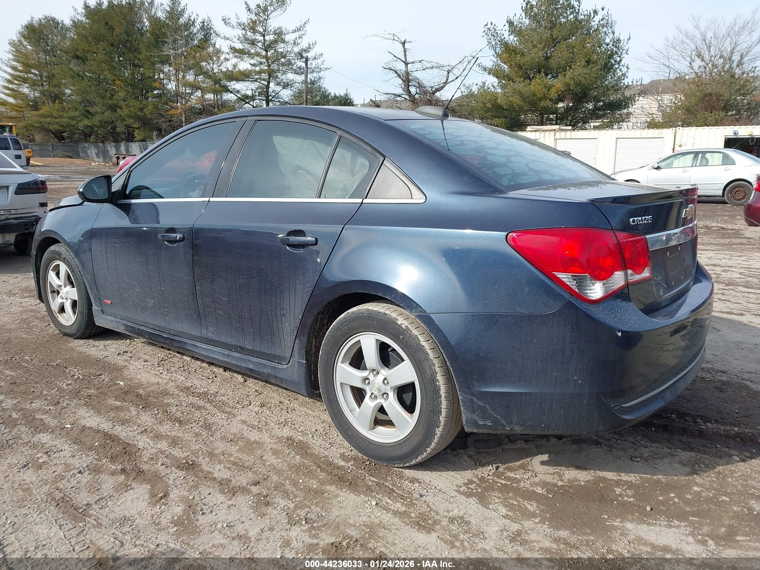 CHEVROLET CRUZE image 3