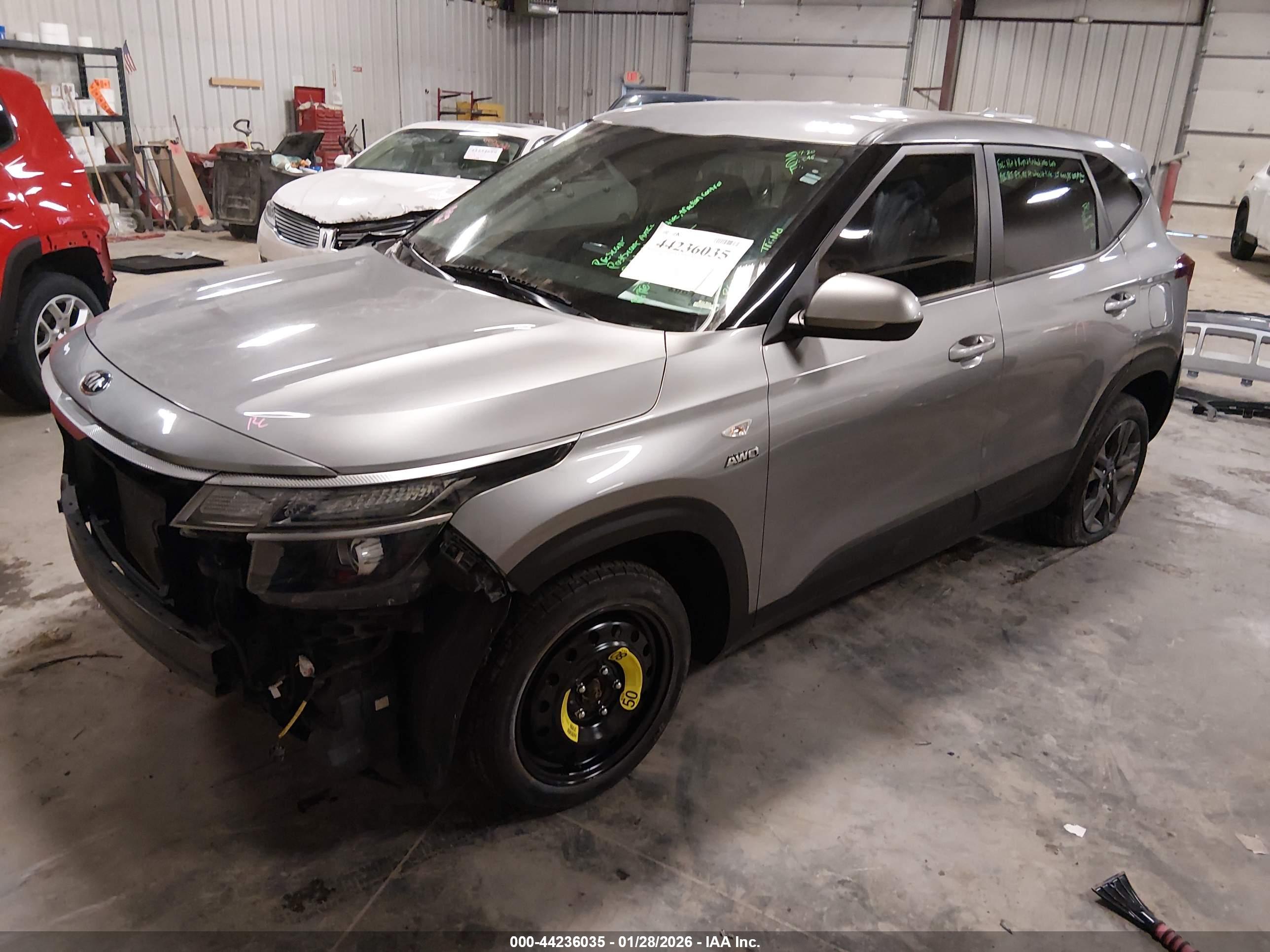 KIA SELTOS image 2