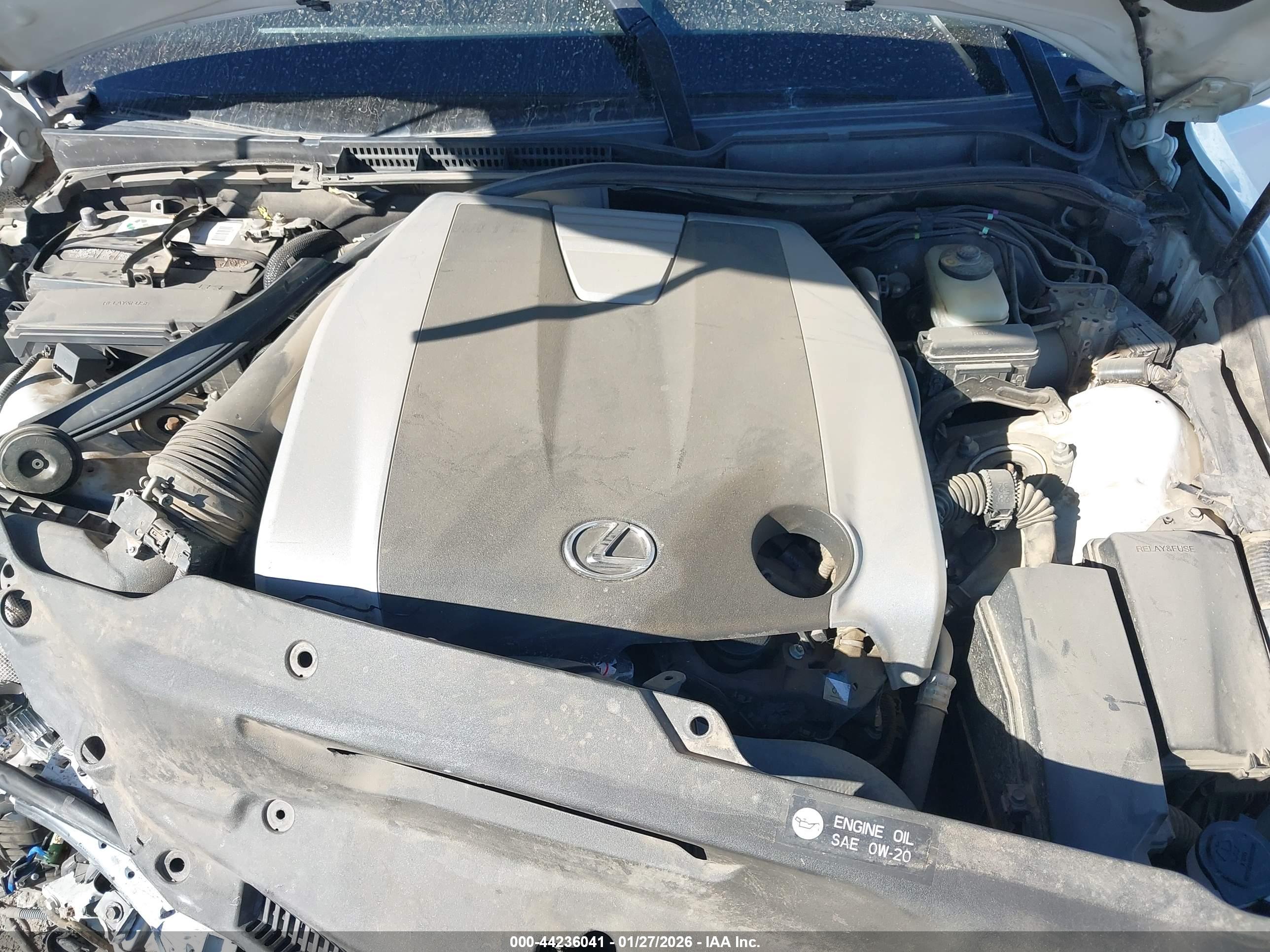 LEXUS IS image 10
