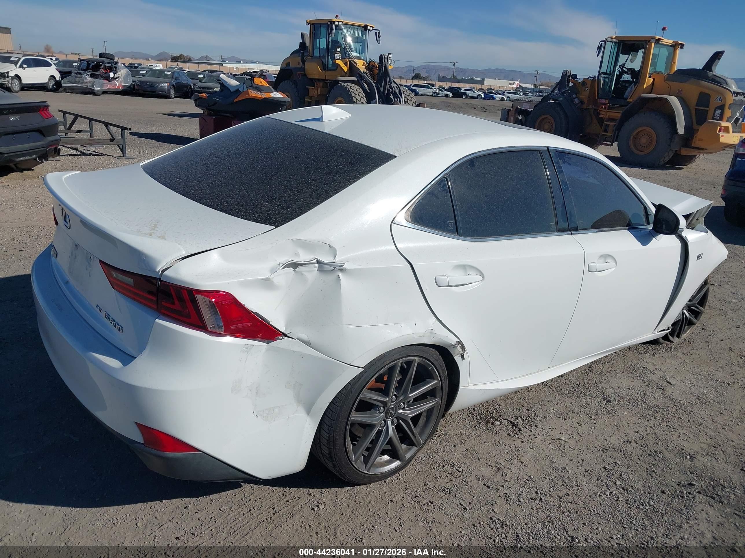 LEXUS IS image 4