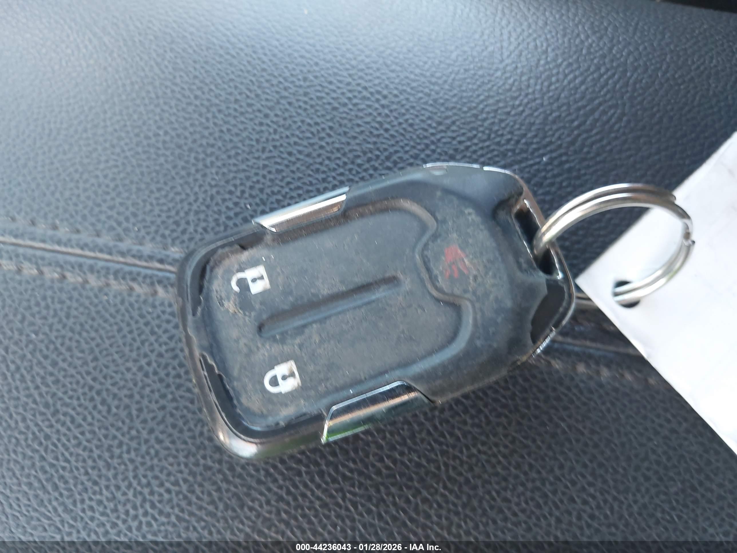 GMC TERRAIN image 11