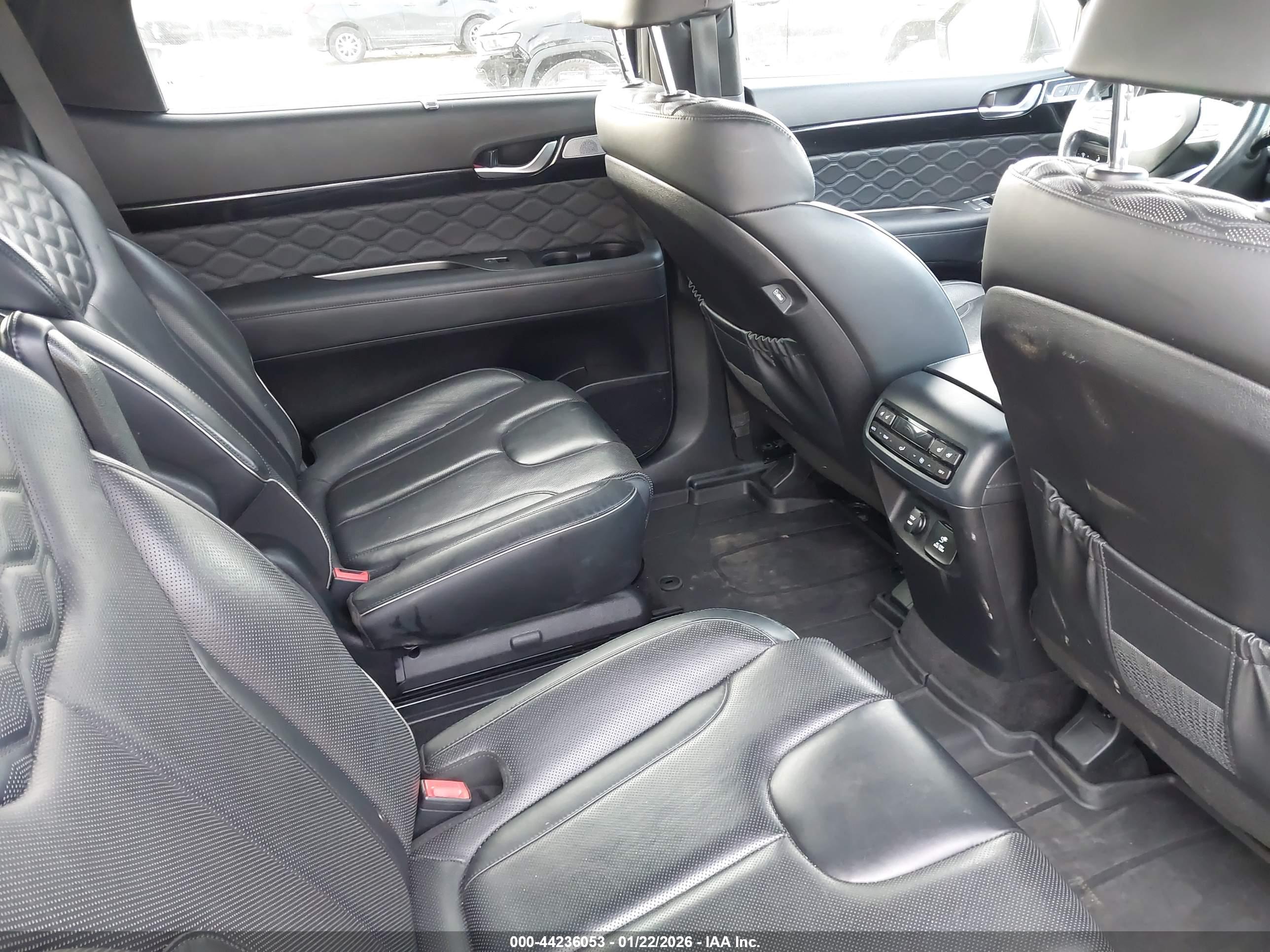 HYUNDAI PALISADE image 8