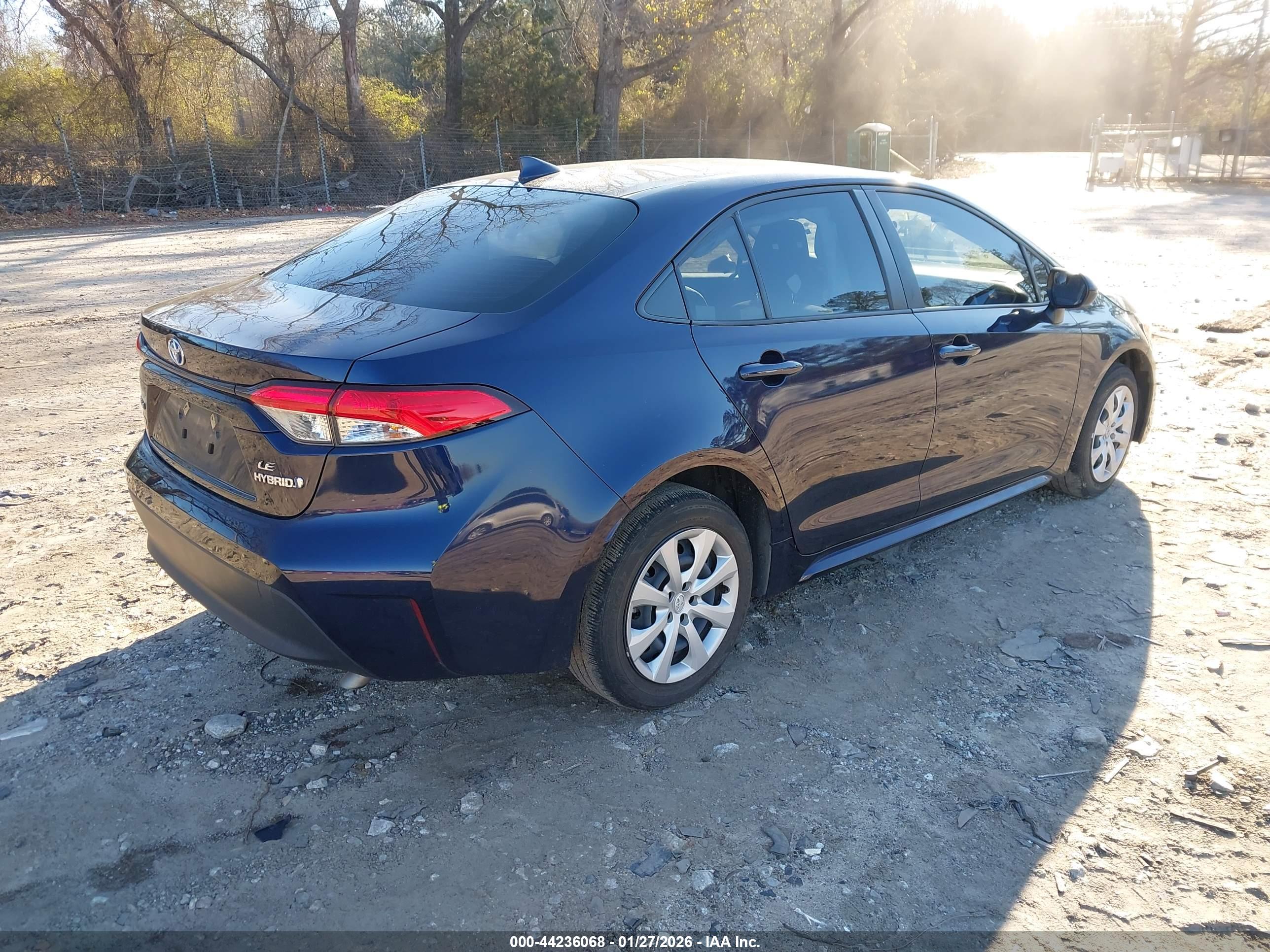 TOYOTA COROLLA image 4