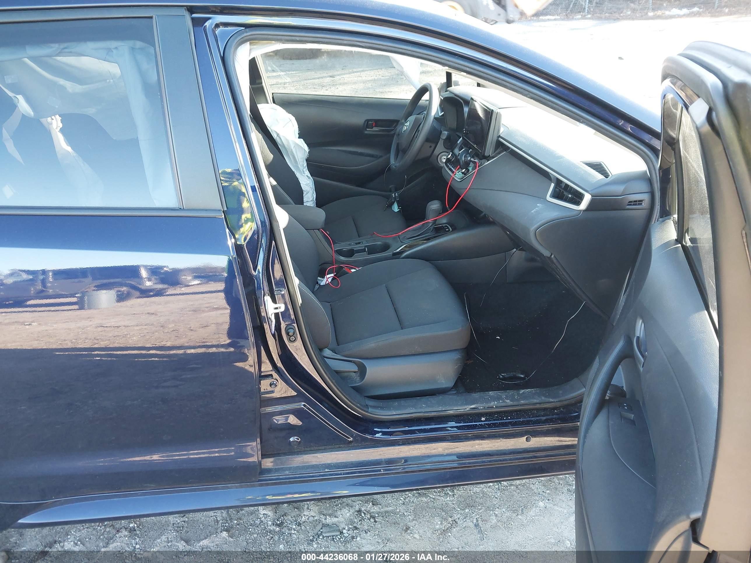 TOYOTA COROLLA image 5