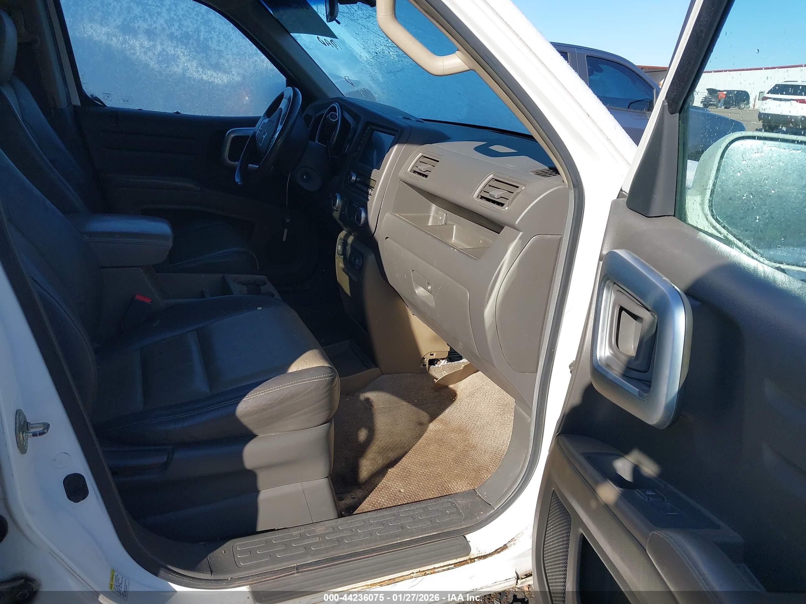 HONDA RIDGELINE image 5