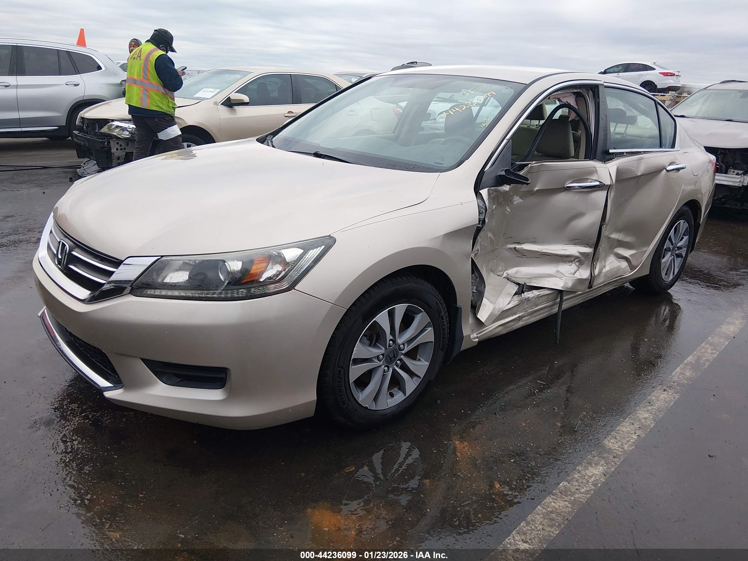 HONDA ACCORD image 2