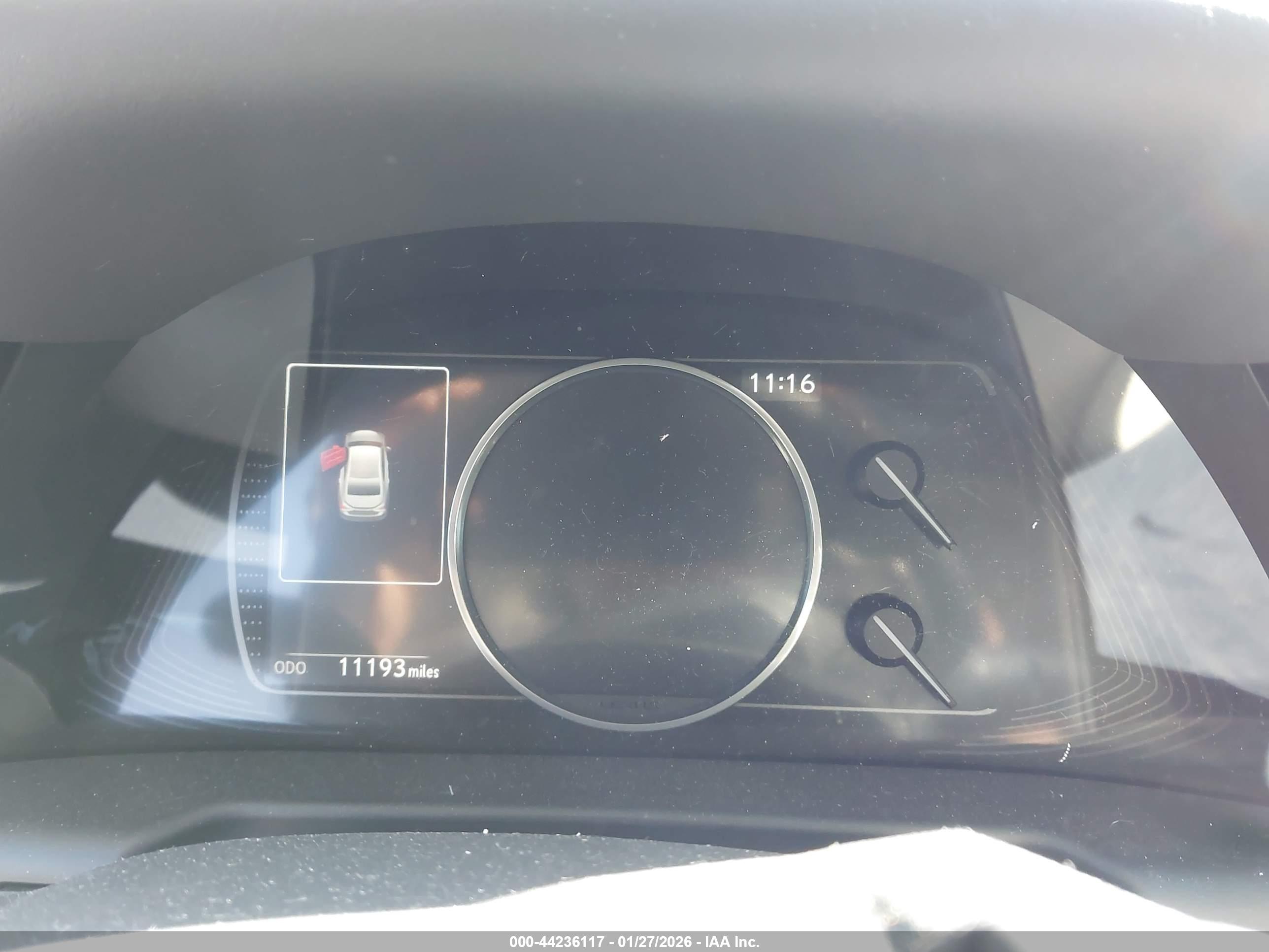 LEXUS ES image 7