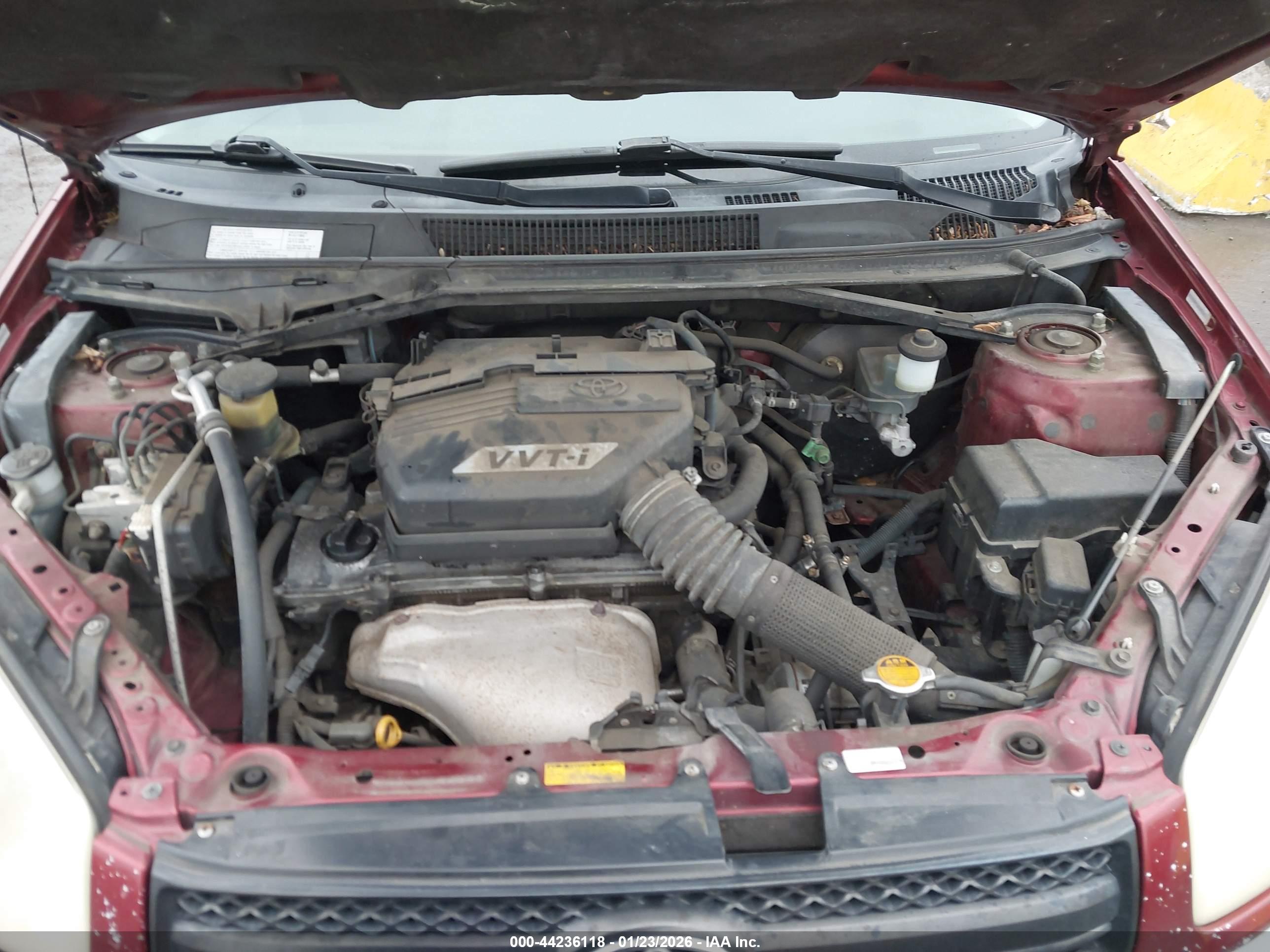 TOYOTA RAV4 image 10
