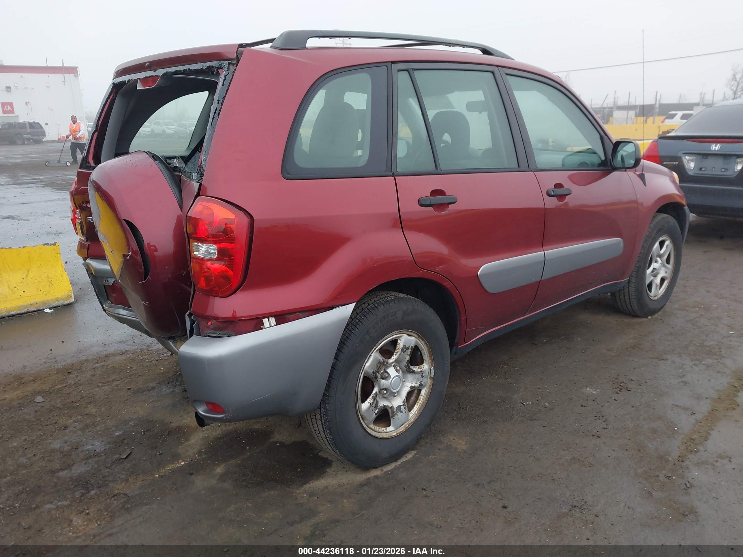 TOYOTA RAV4 image 4