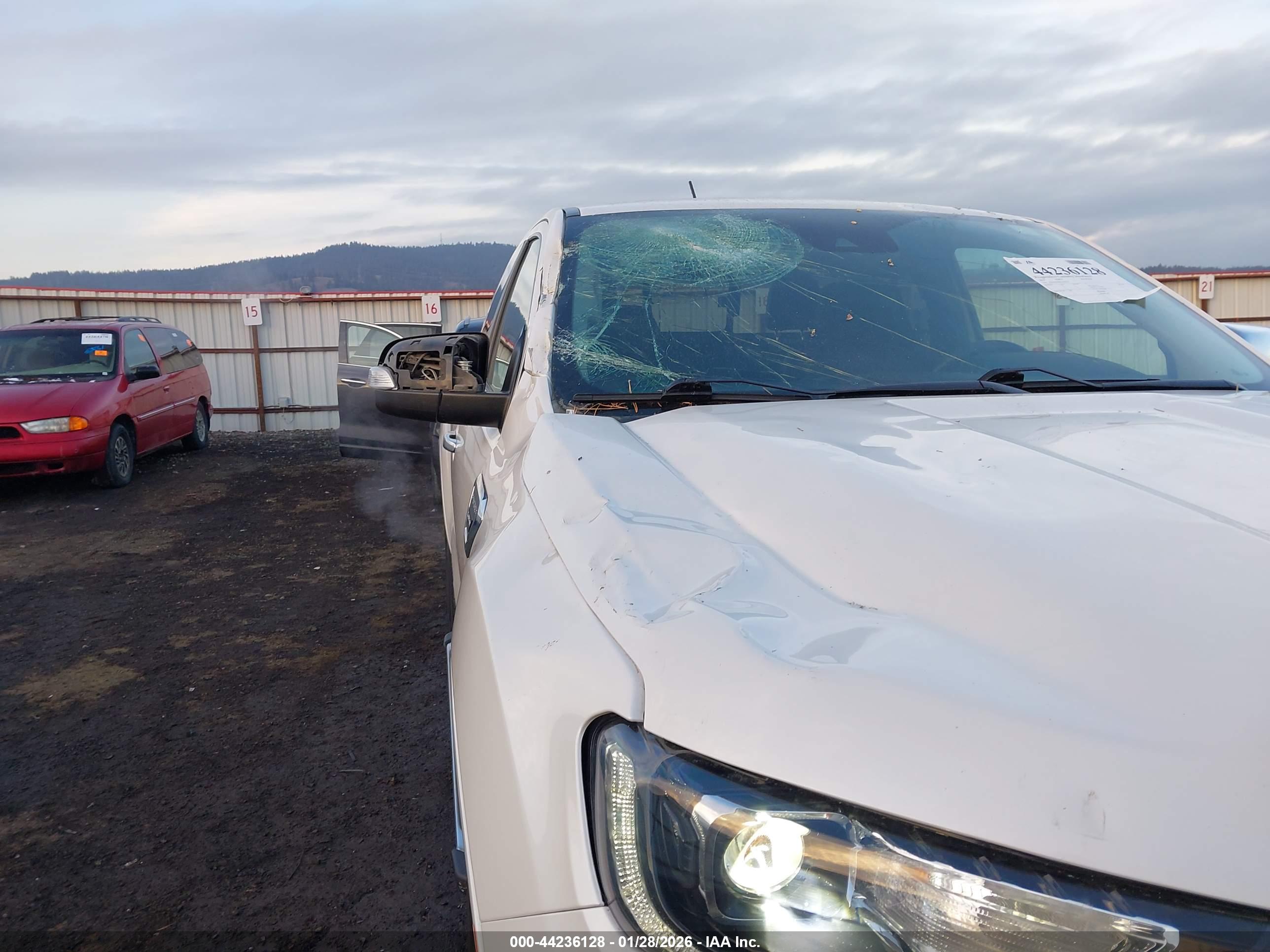 FORD RANGER image 6