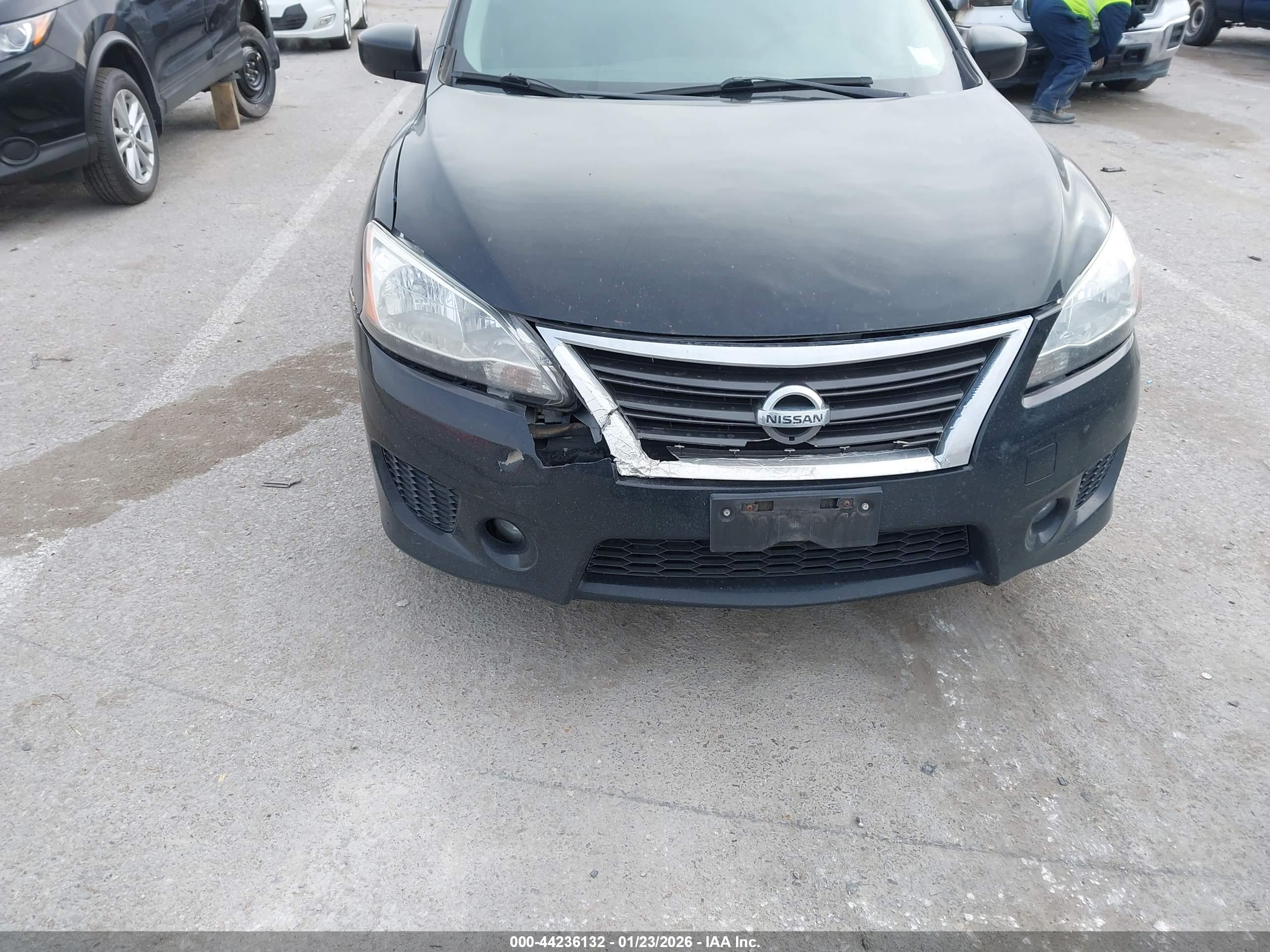 NISSAN SENTRA image 6