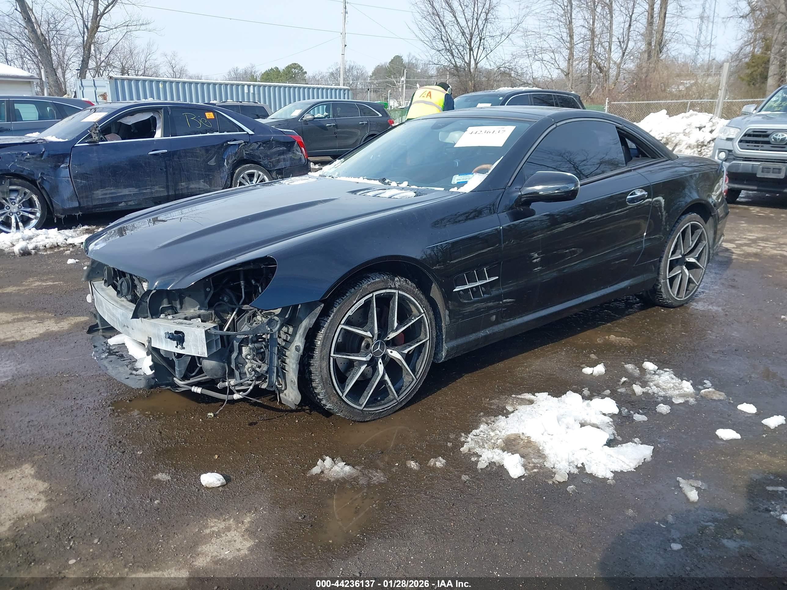 MERCEDES-BENZ SL image 2