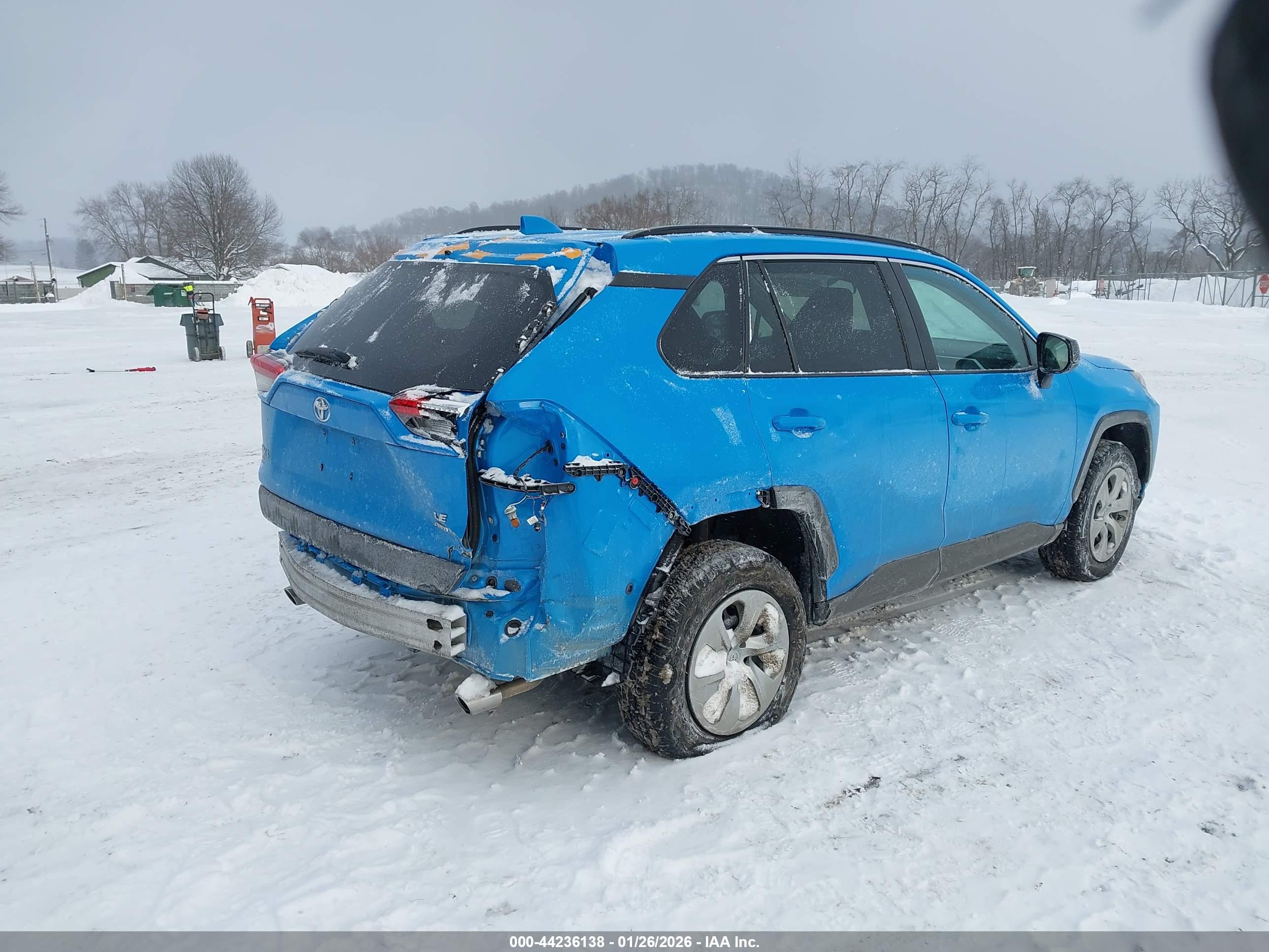 TOYOTA RAV4 image 4