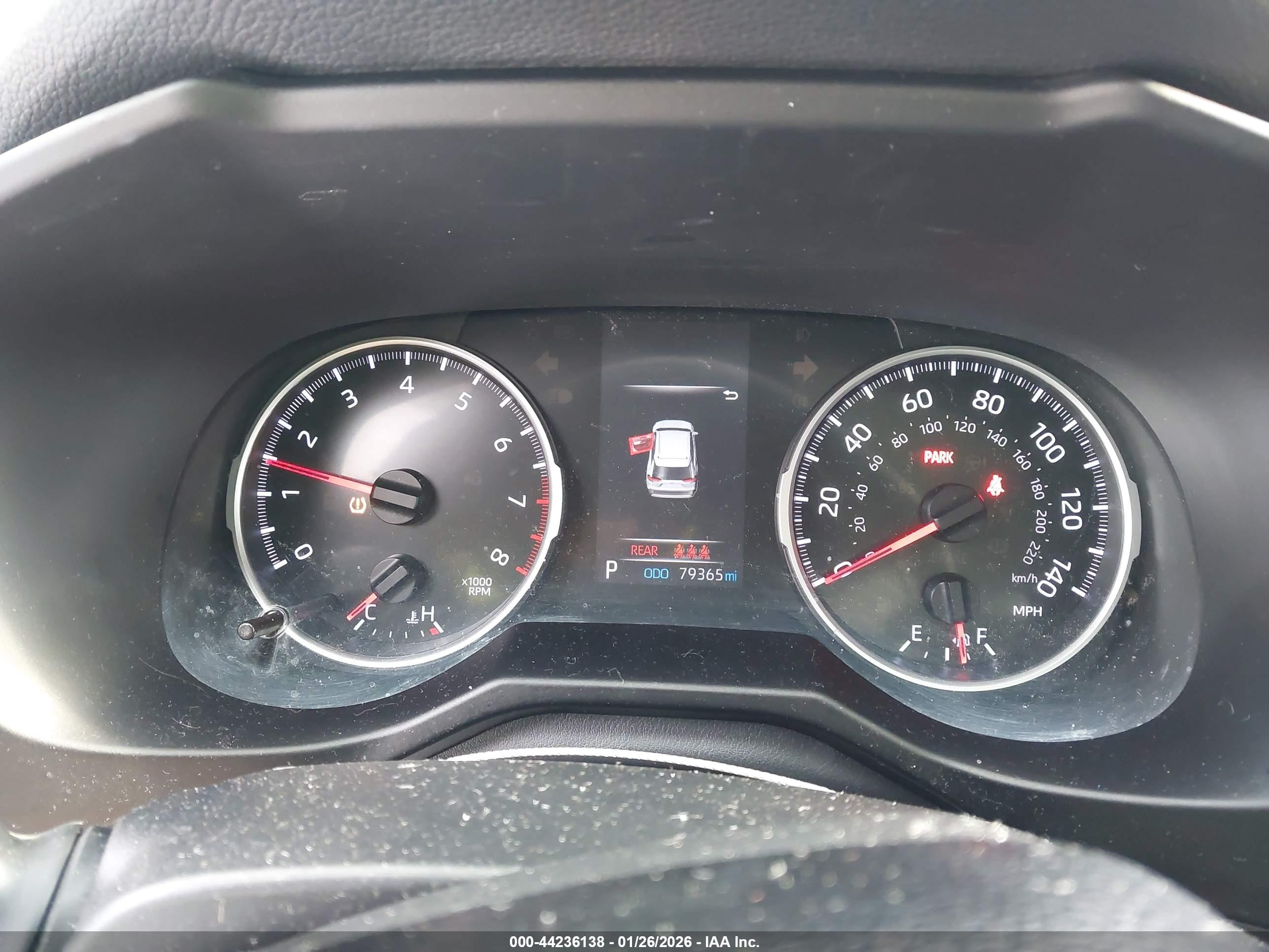 TOYOTA RAV4 image 7