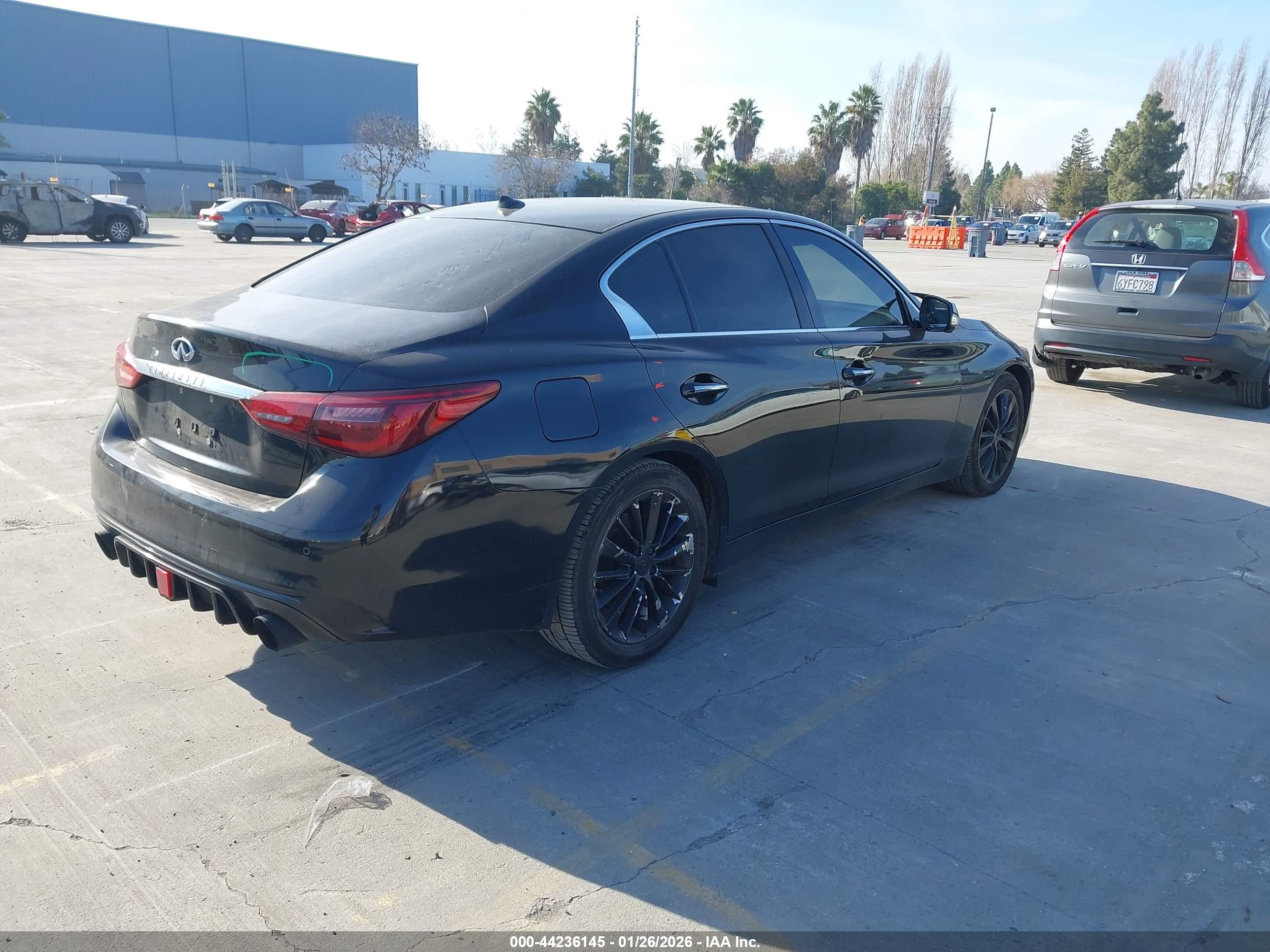 INFINITI Q50 image 4
