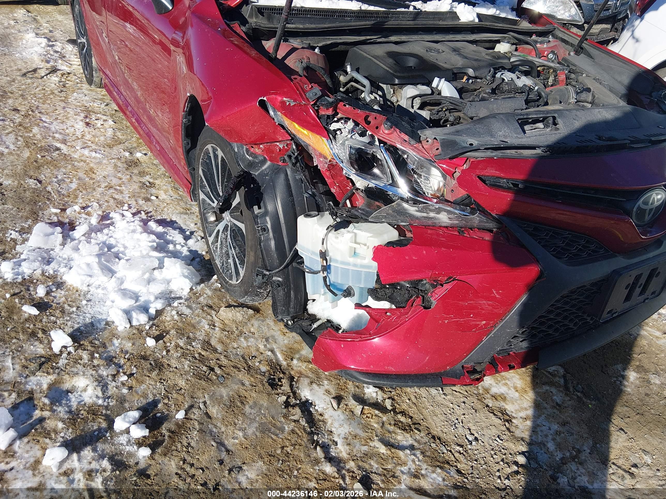 TOYOTA CAMRY image 6