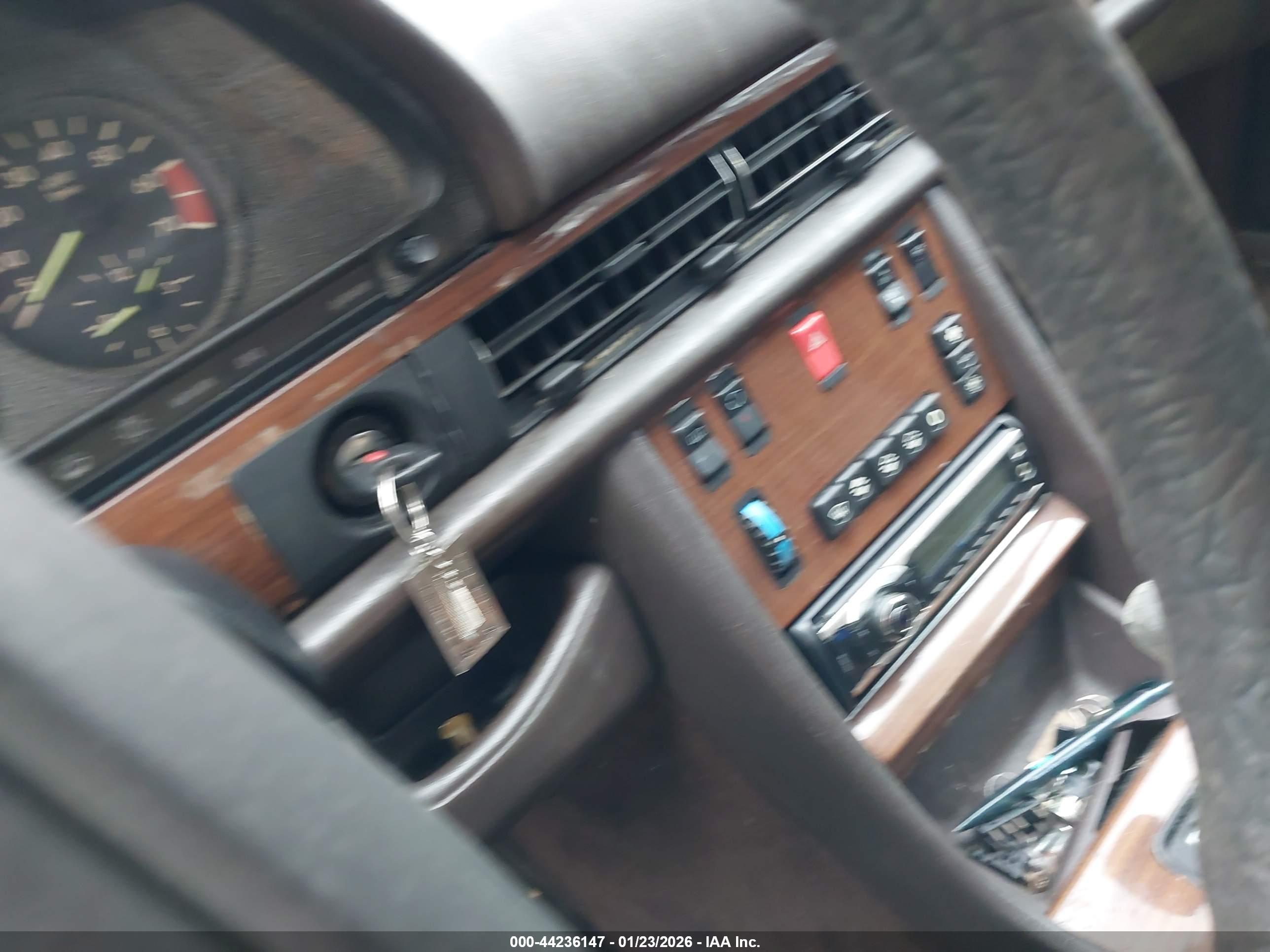 MERCEDES-BENZ 420 image 11