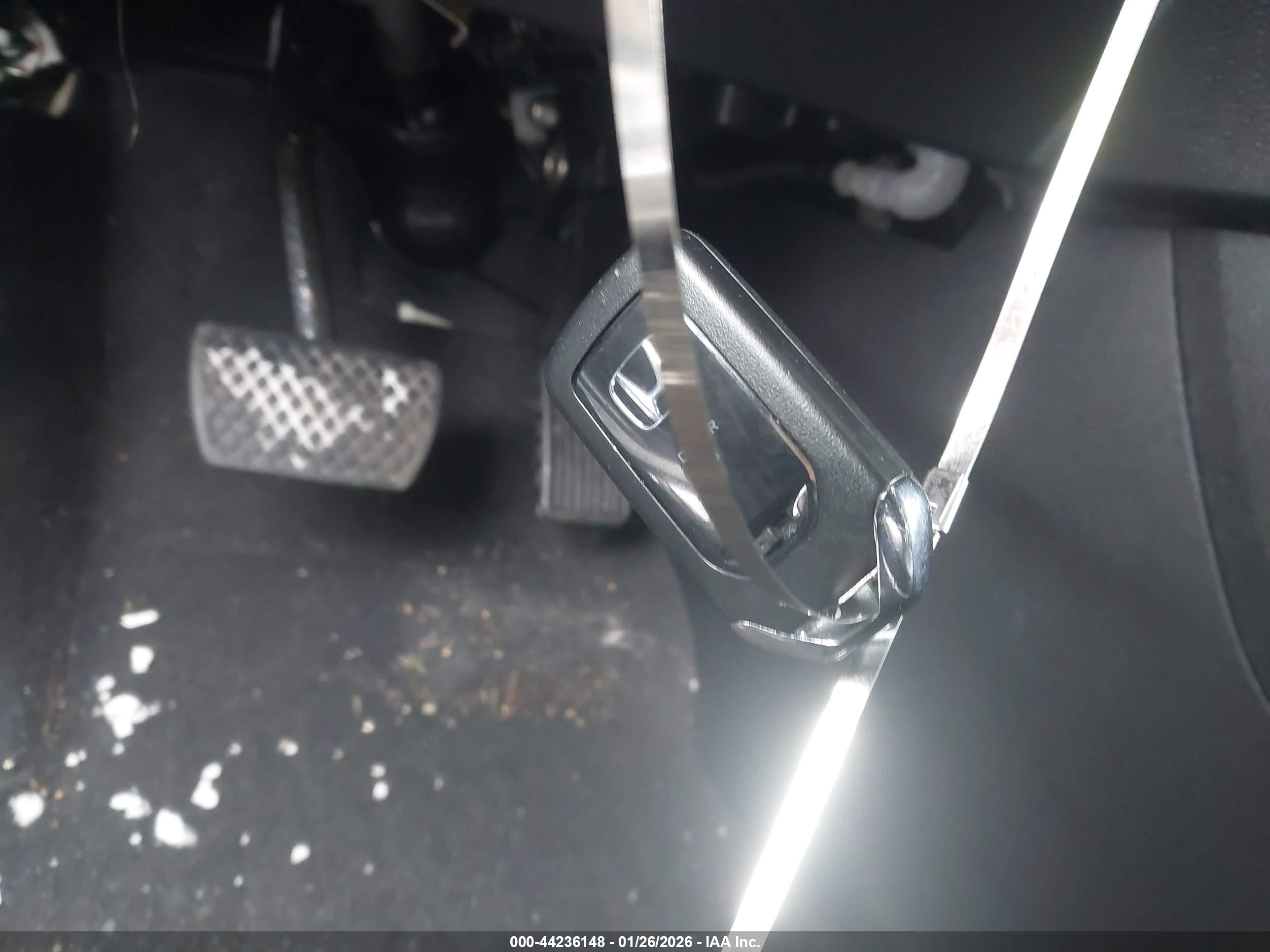 HONDA PASSPORT image 11