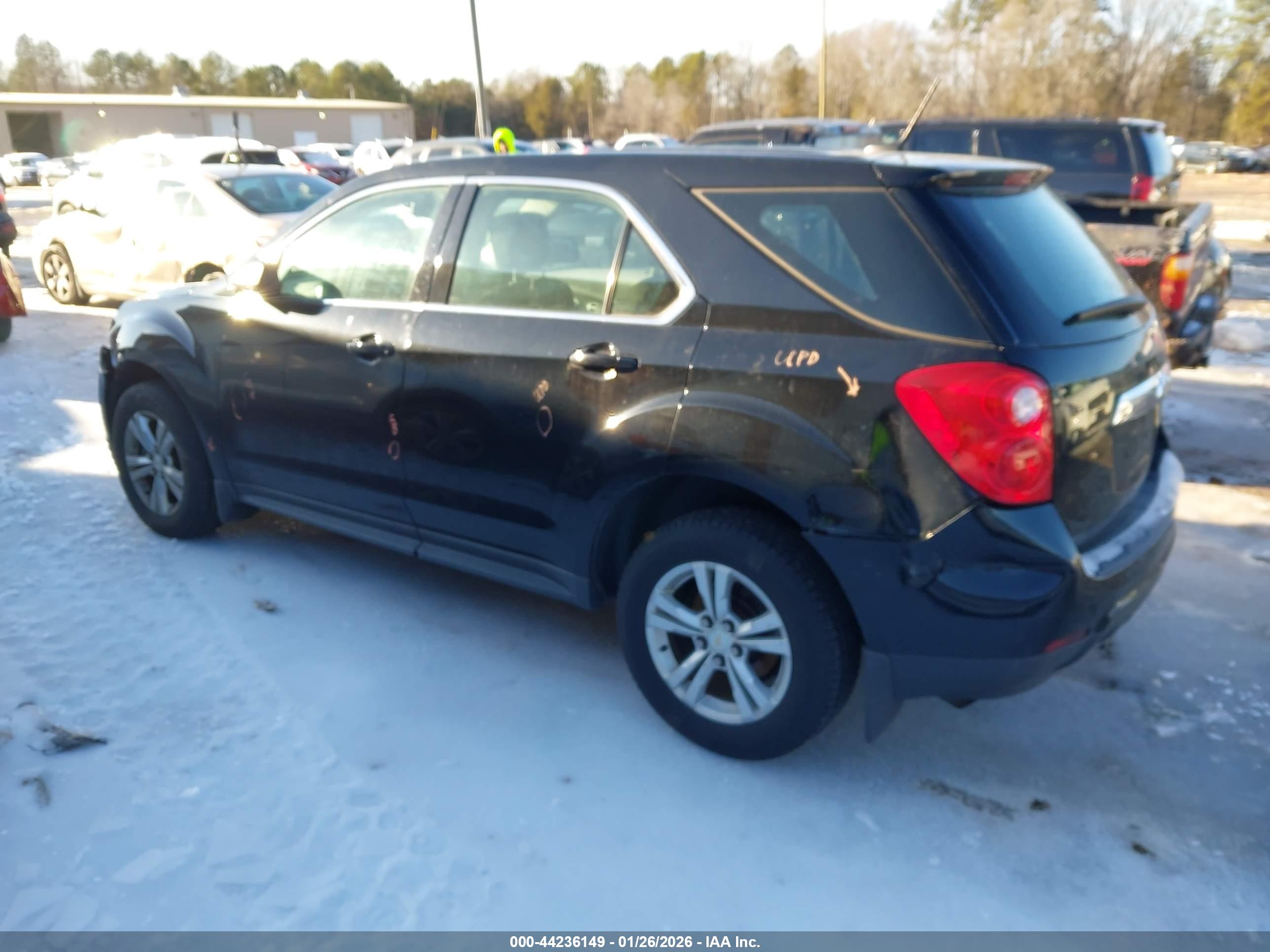 CHEVROLET EQUINOX image 3