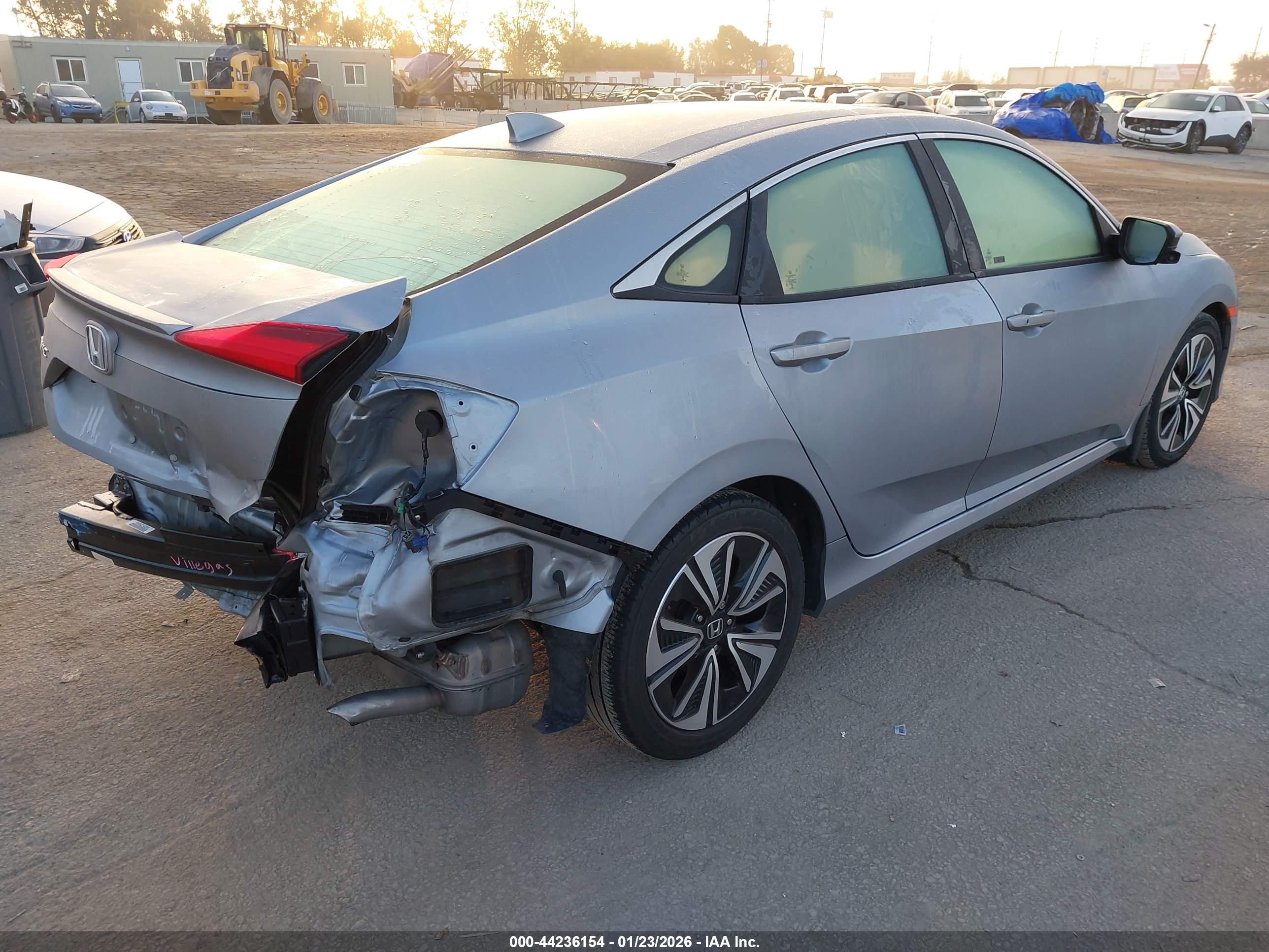 HONDA CIVIC image 4