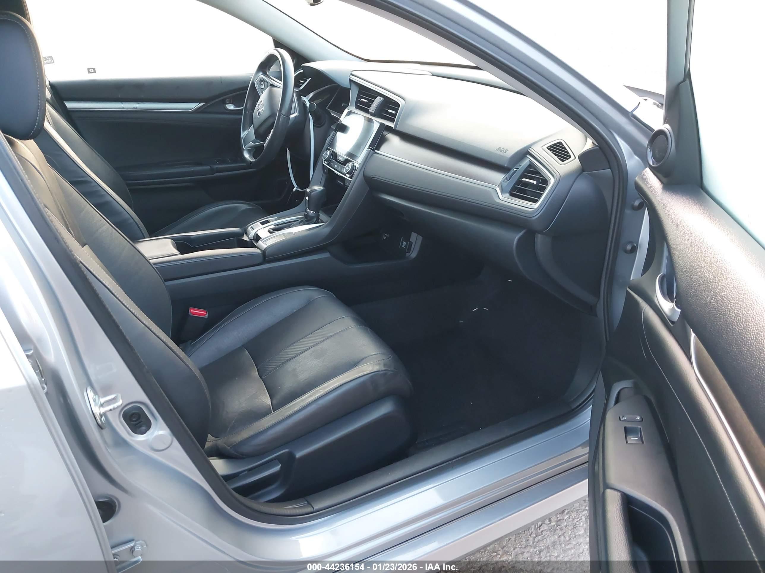 HONDA CIVIC image 5