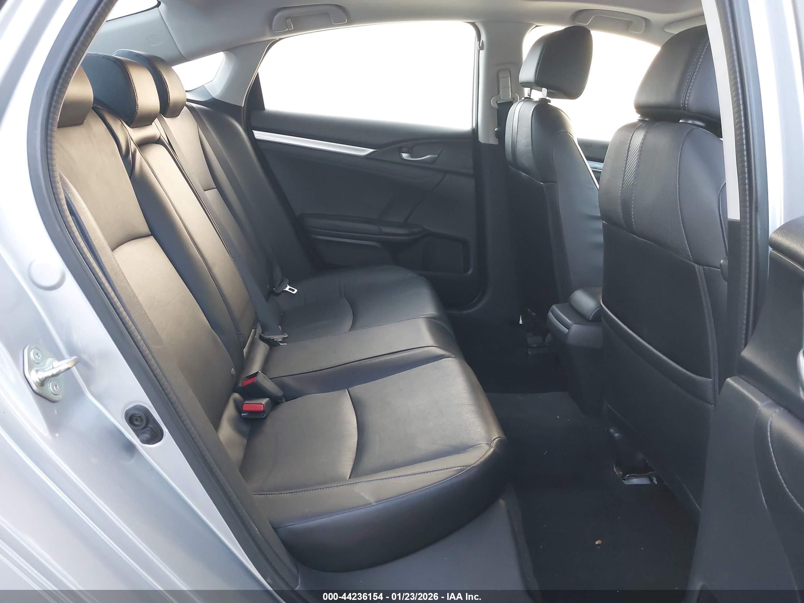 HONDA CIVIC image 8