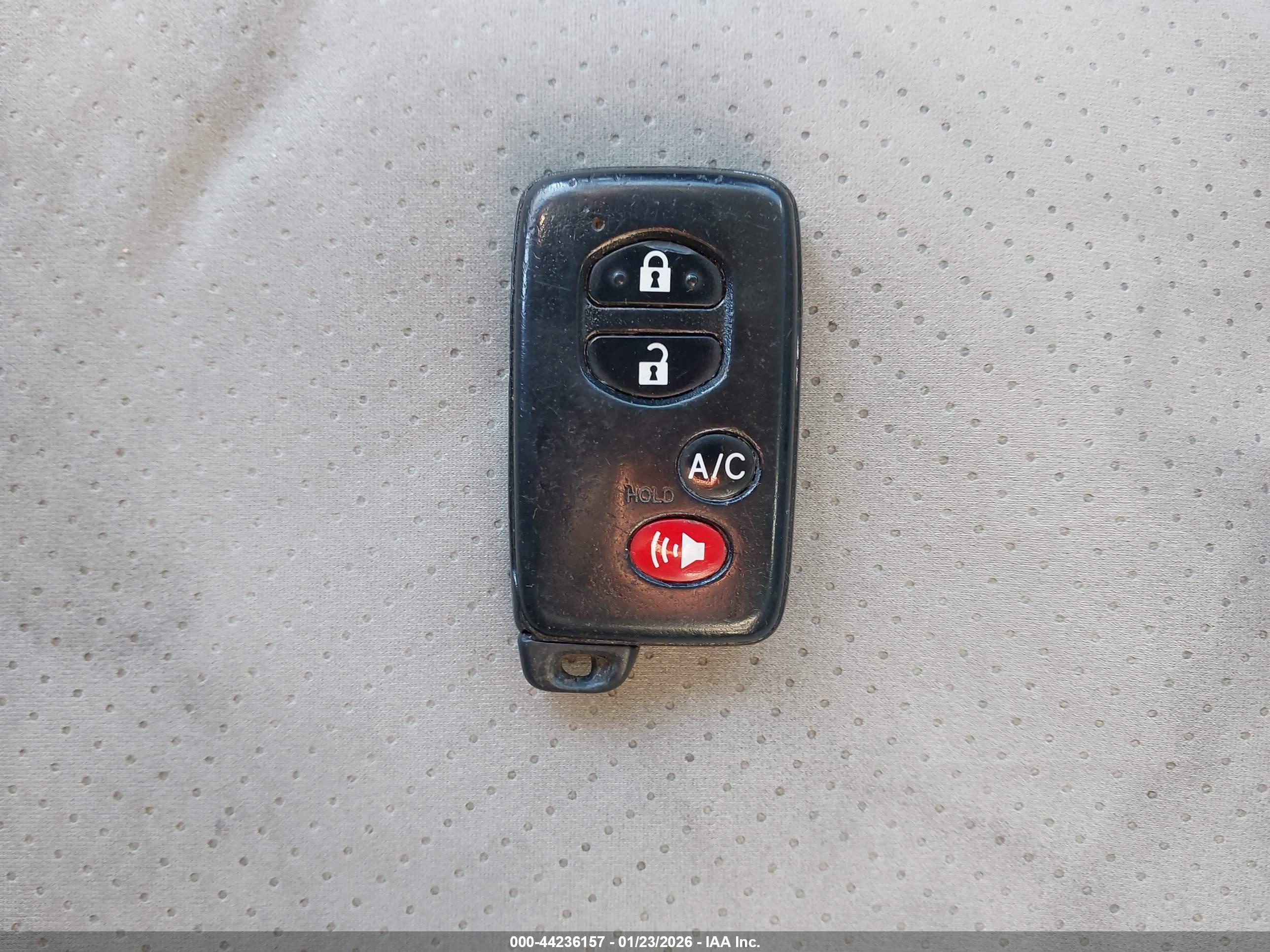 TOYOTA PRIUS image 11