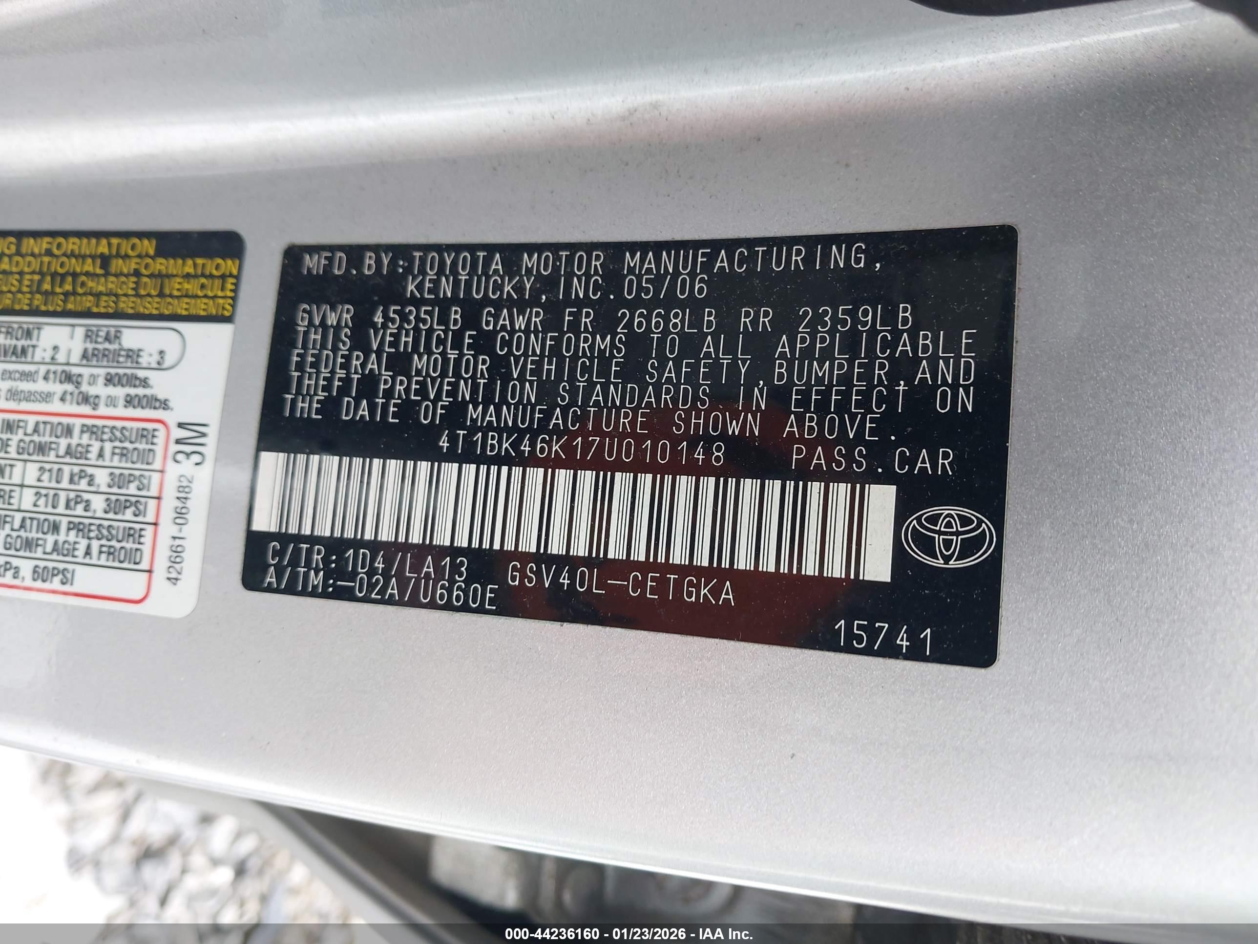 TOYOTA CAMRY image 9