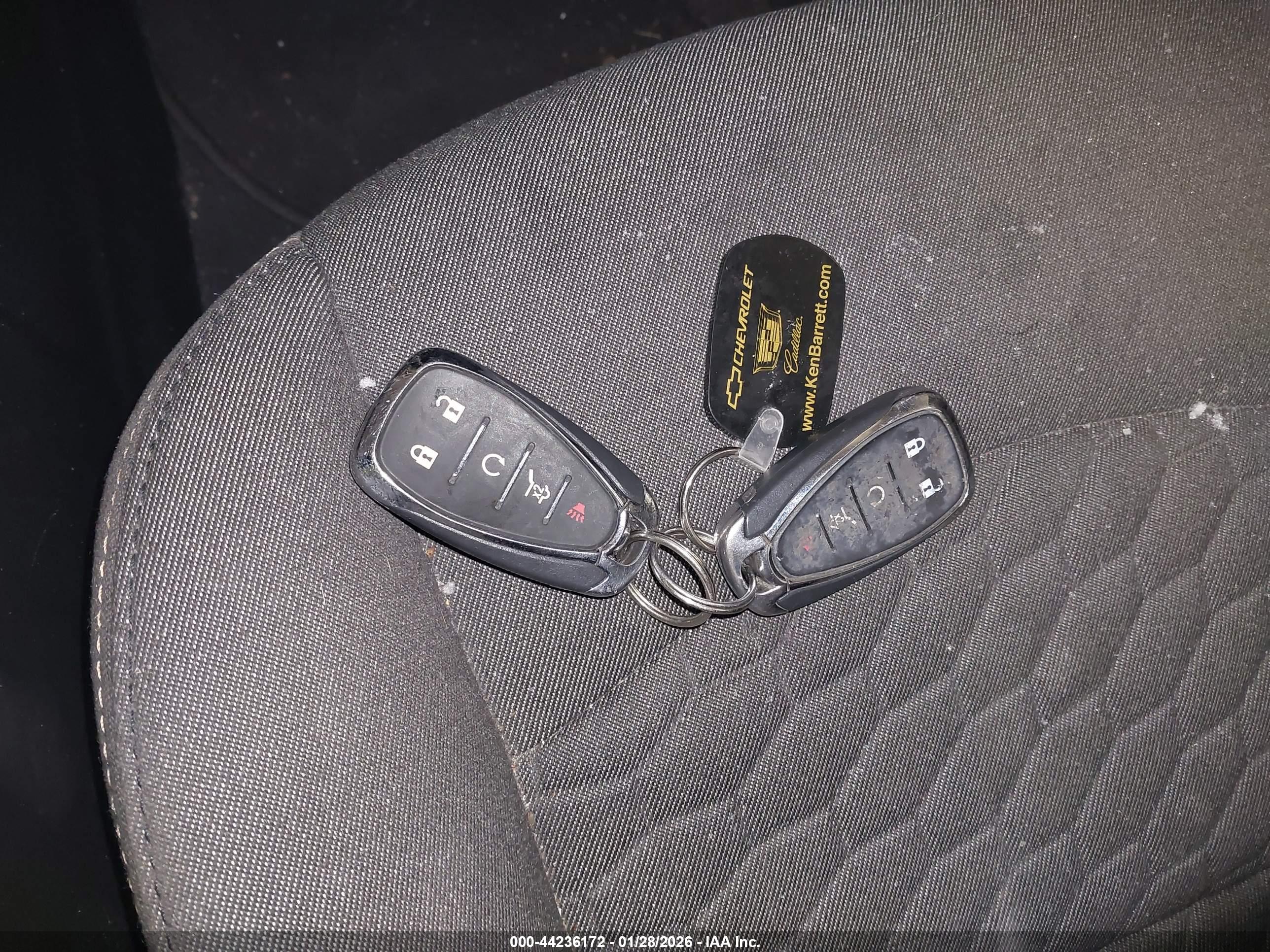CHEVROLET EQUINOX image 11