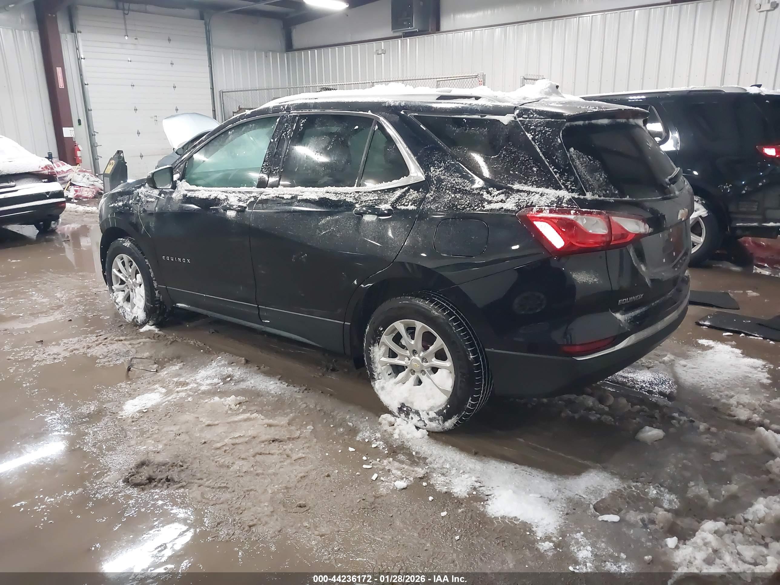 CHEVROLET EQUINOX image 3