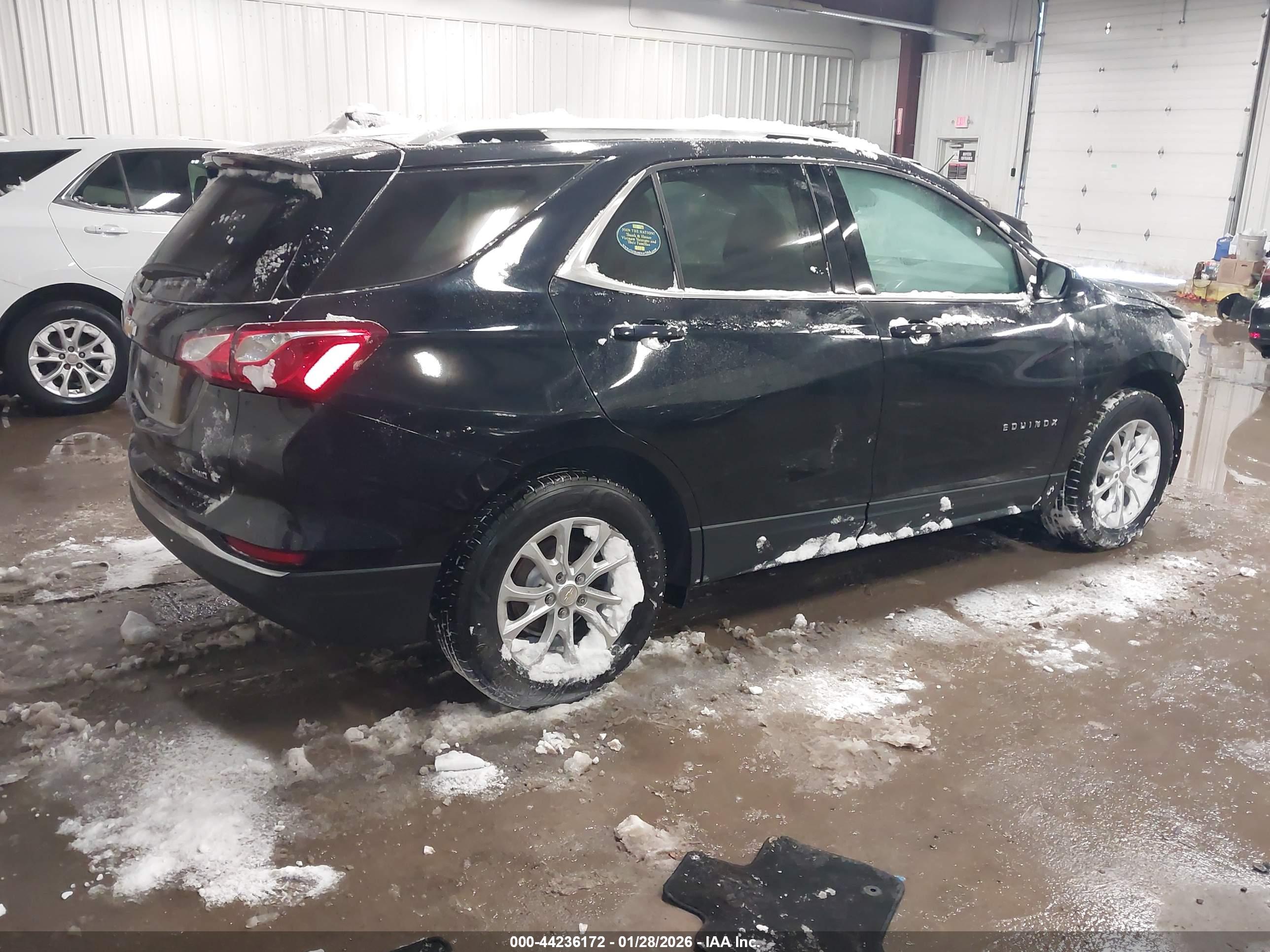 CHEVROLET EQUINOX image 4