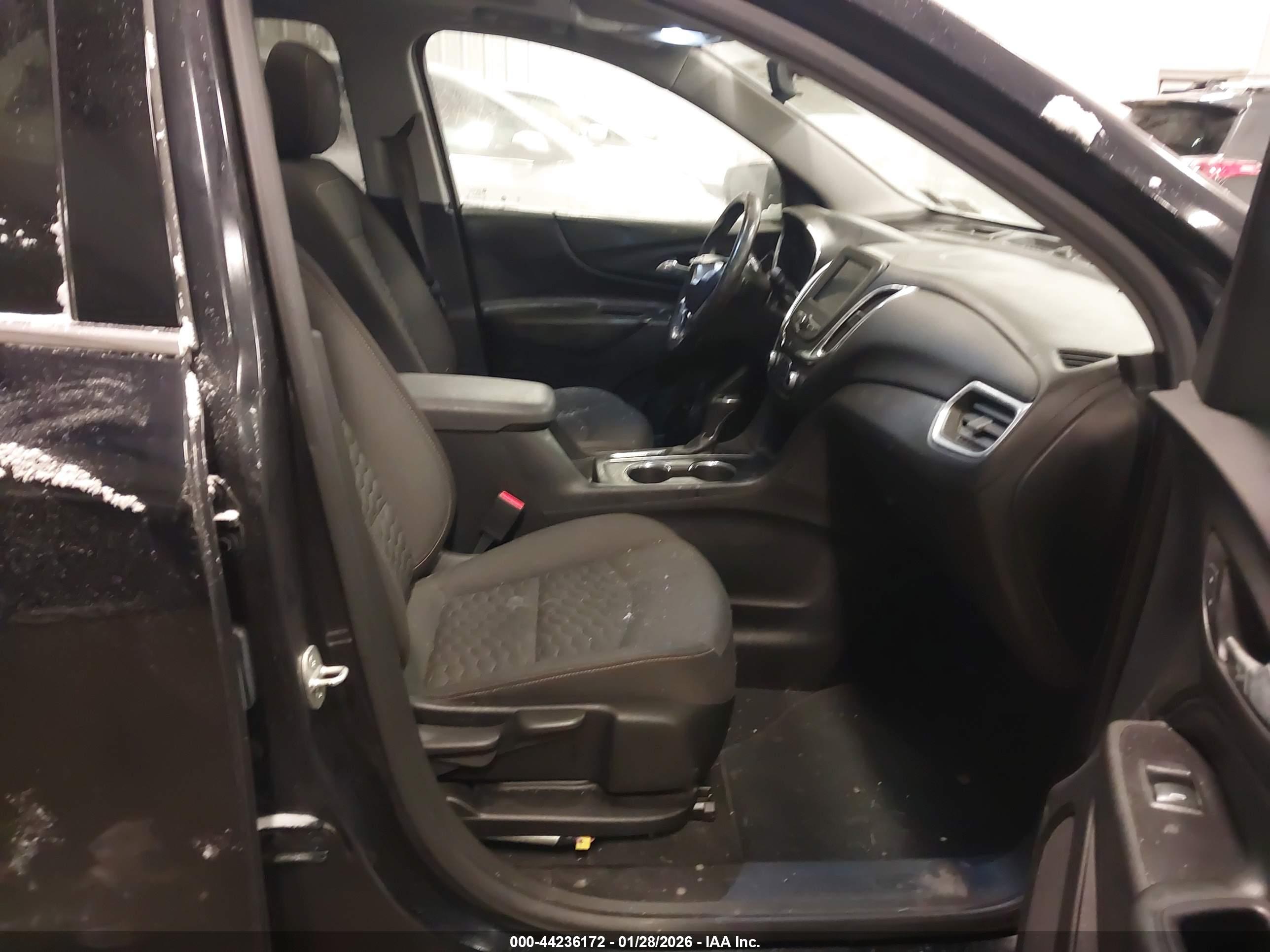 CHEVROLET EQUINOX image 5