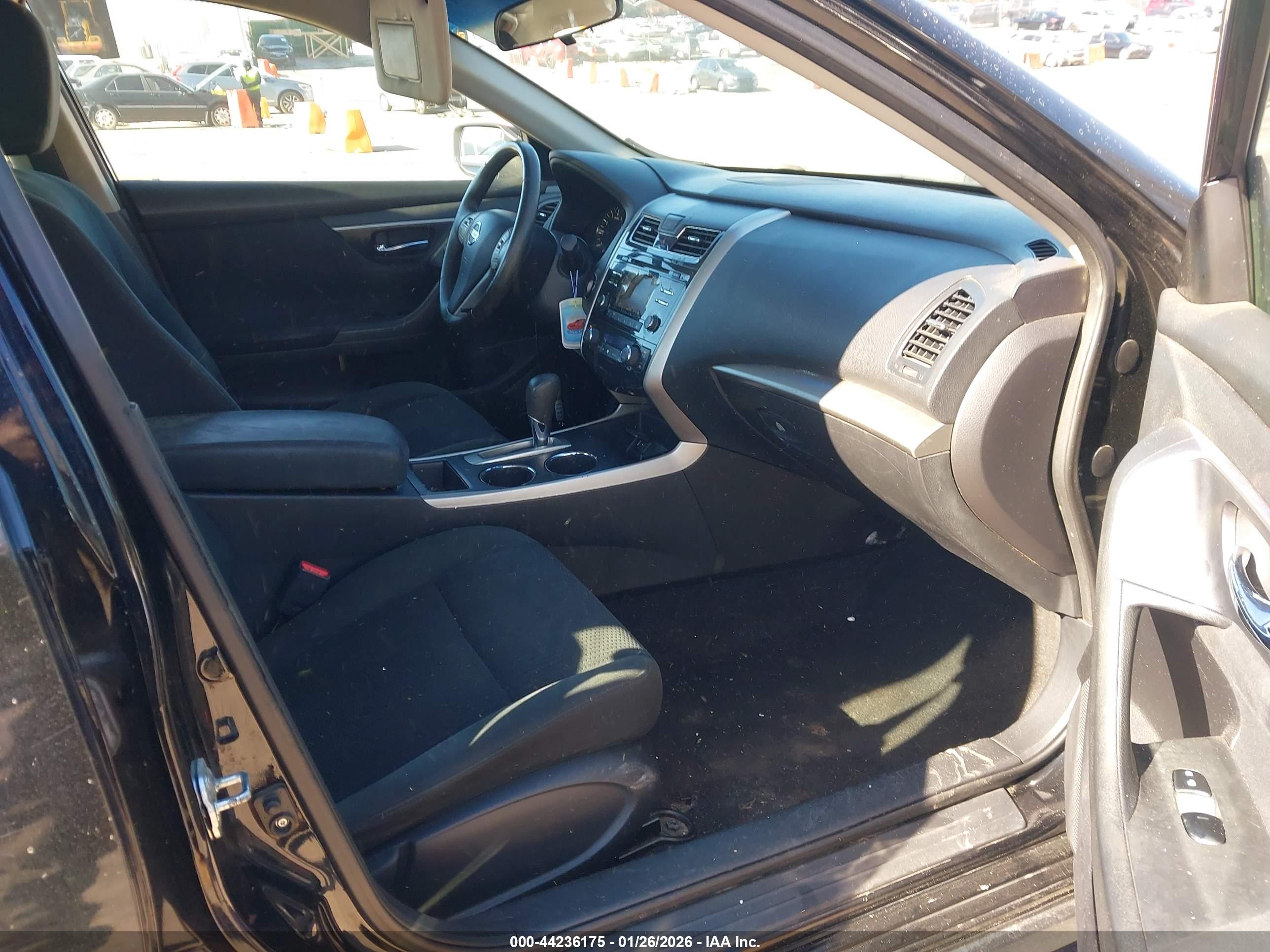 NISSAN ALTIMA image 5