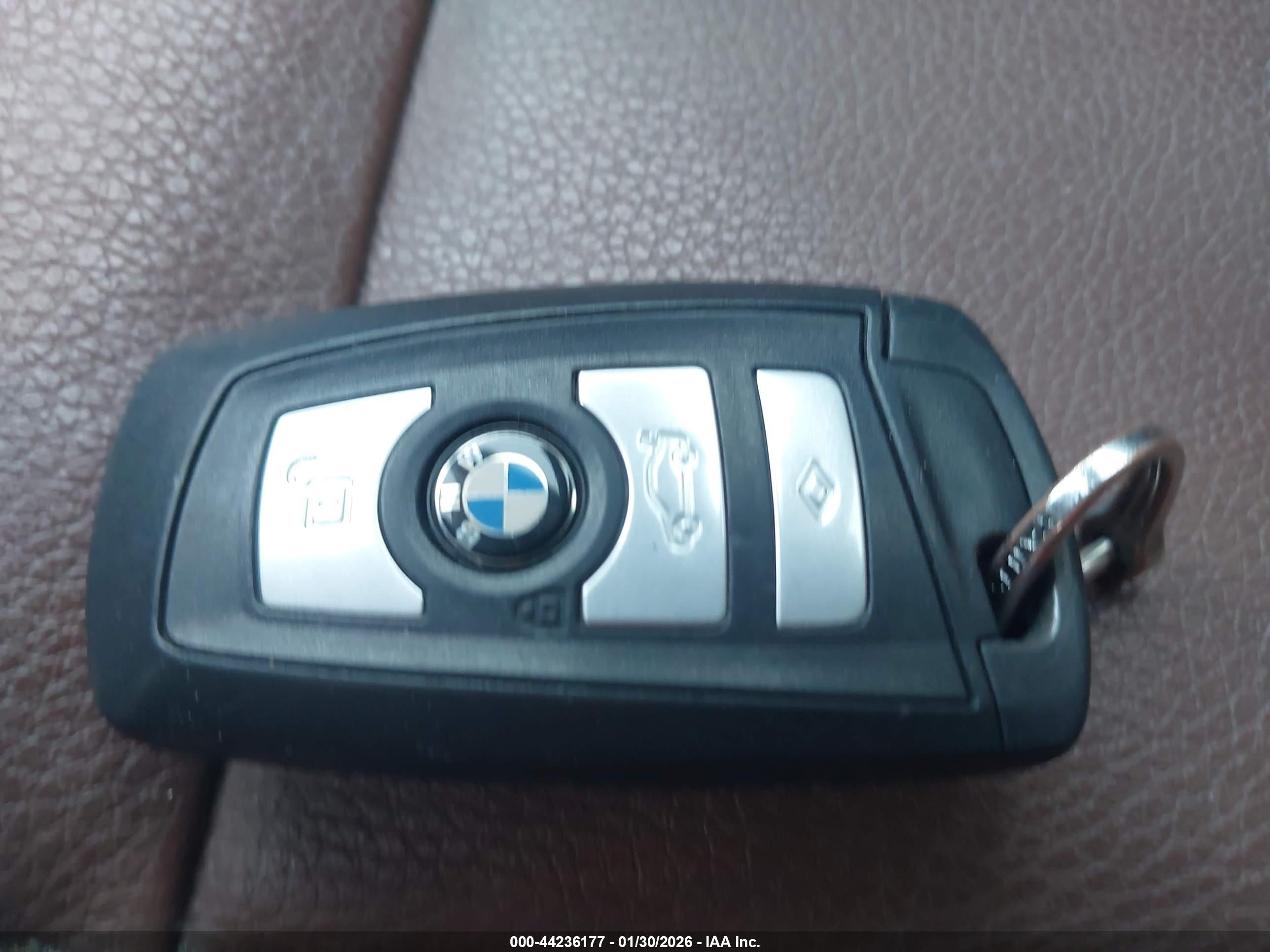 BMW 535I image 11