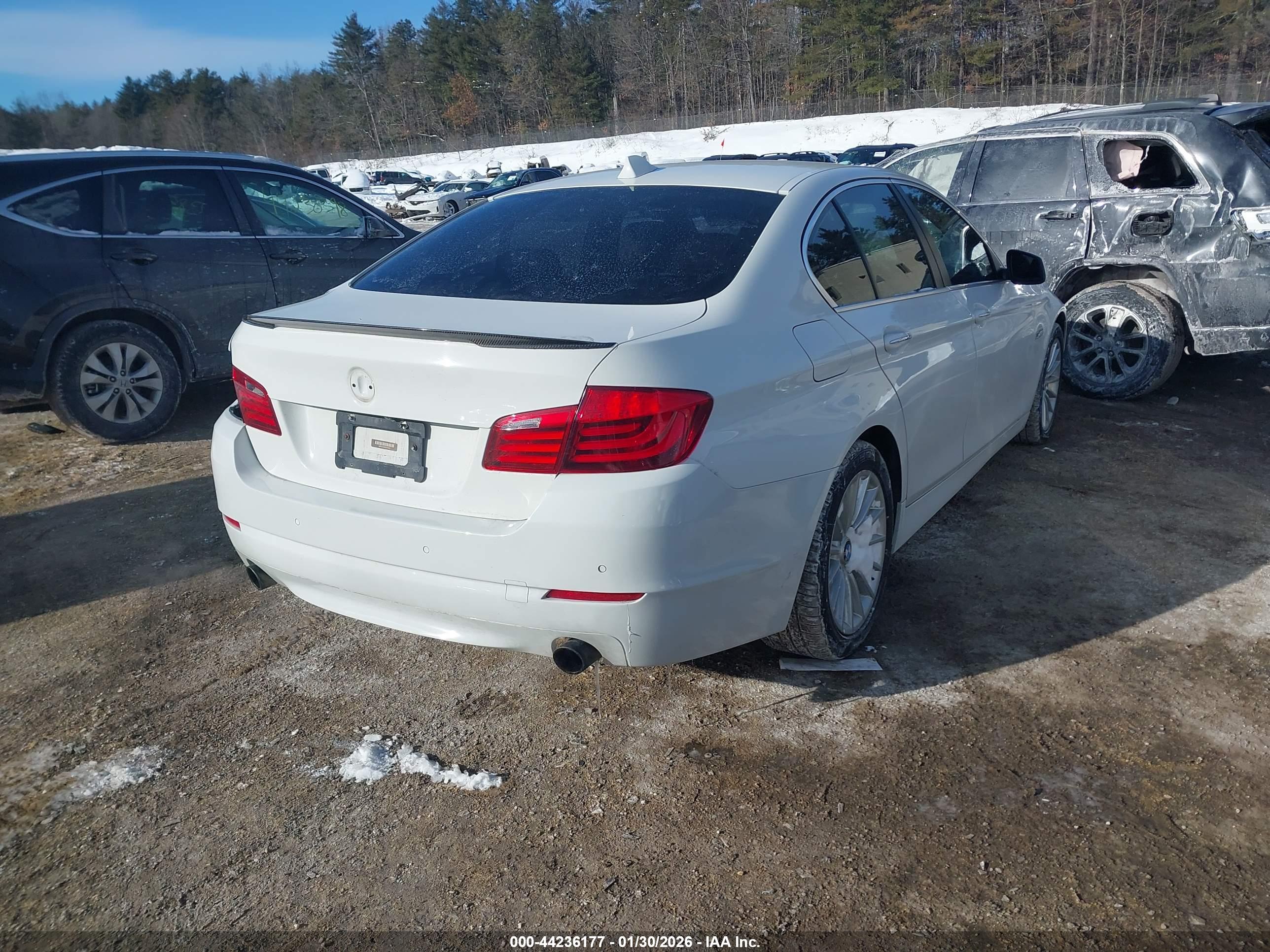 BMW 535I image 4
