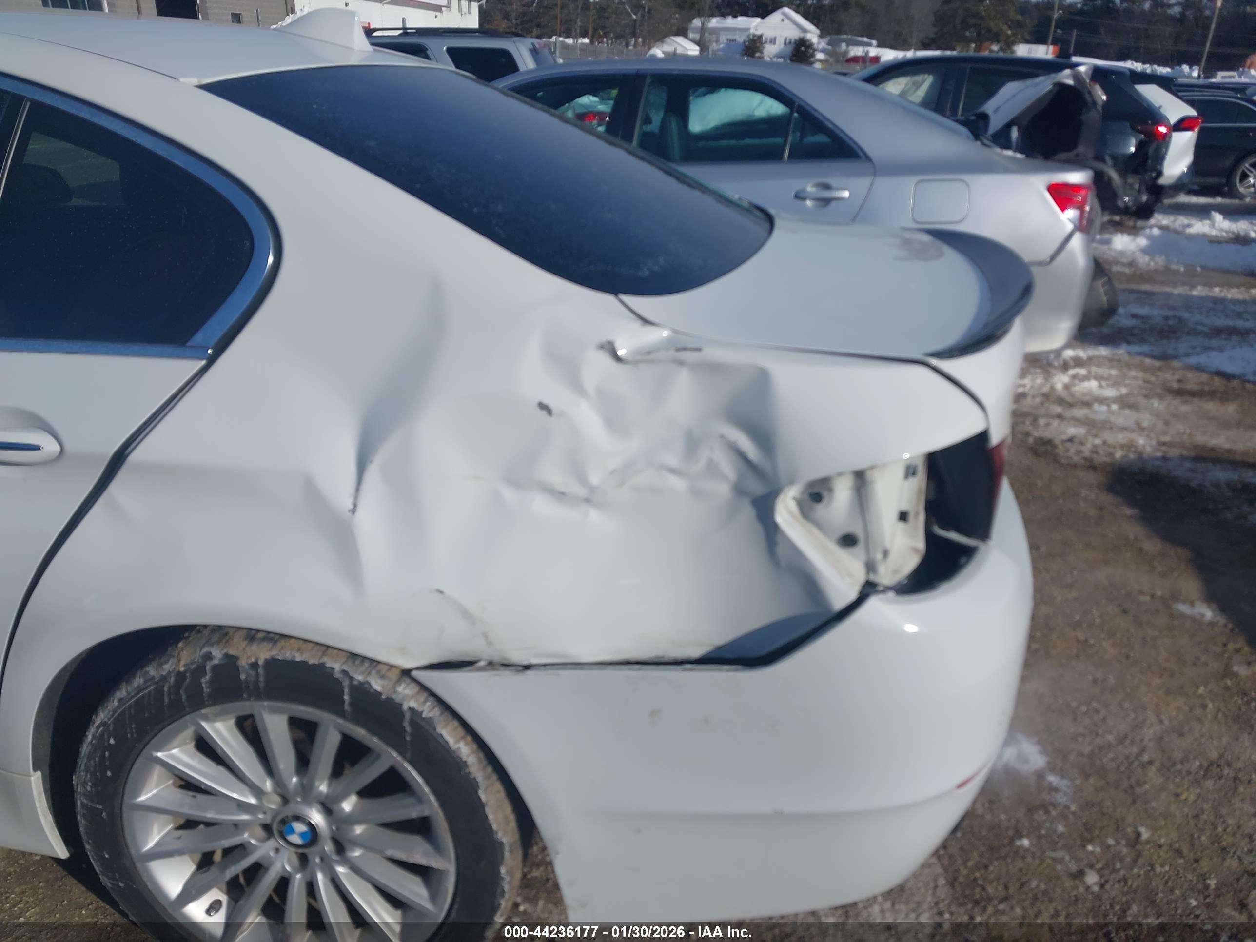BMW 535I image 6