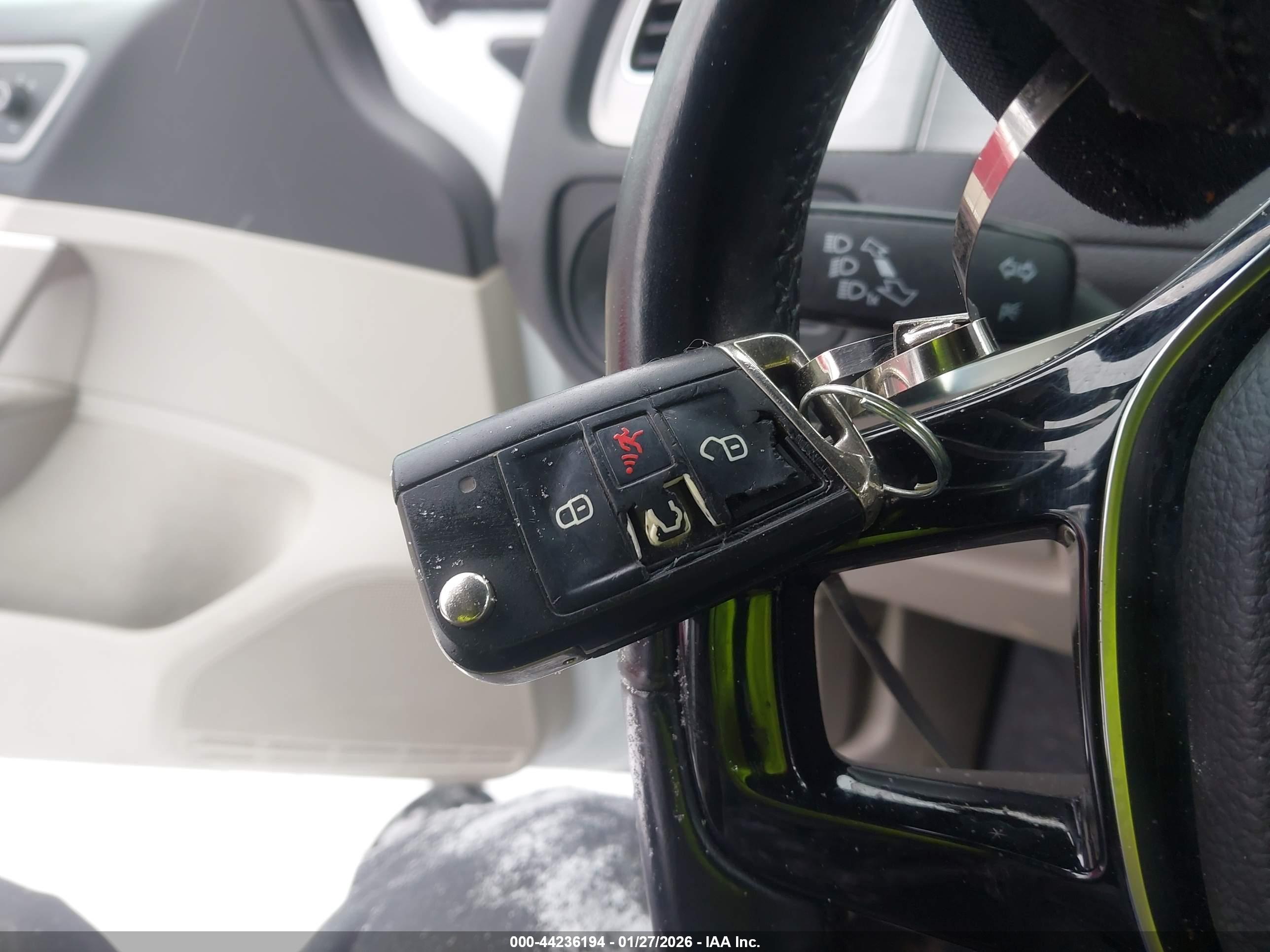 VOLKSWAGEN GOLF image 11
