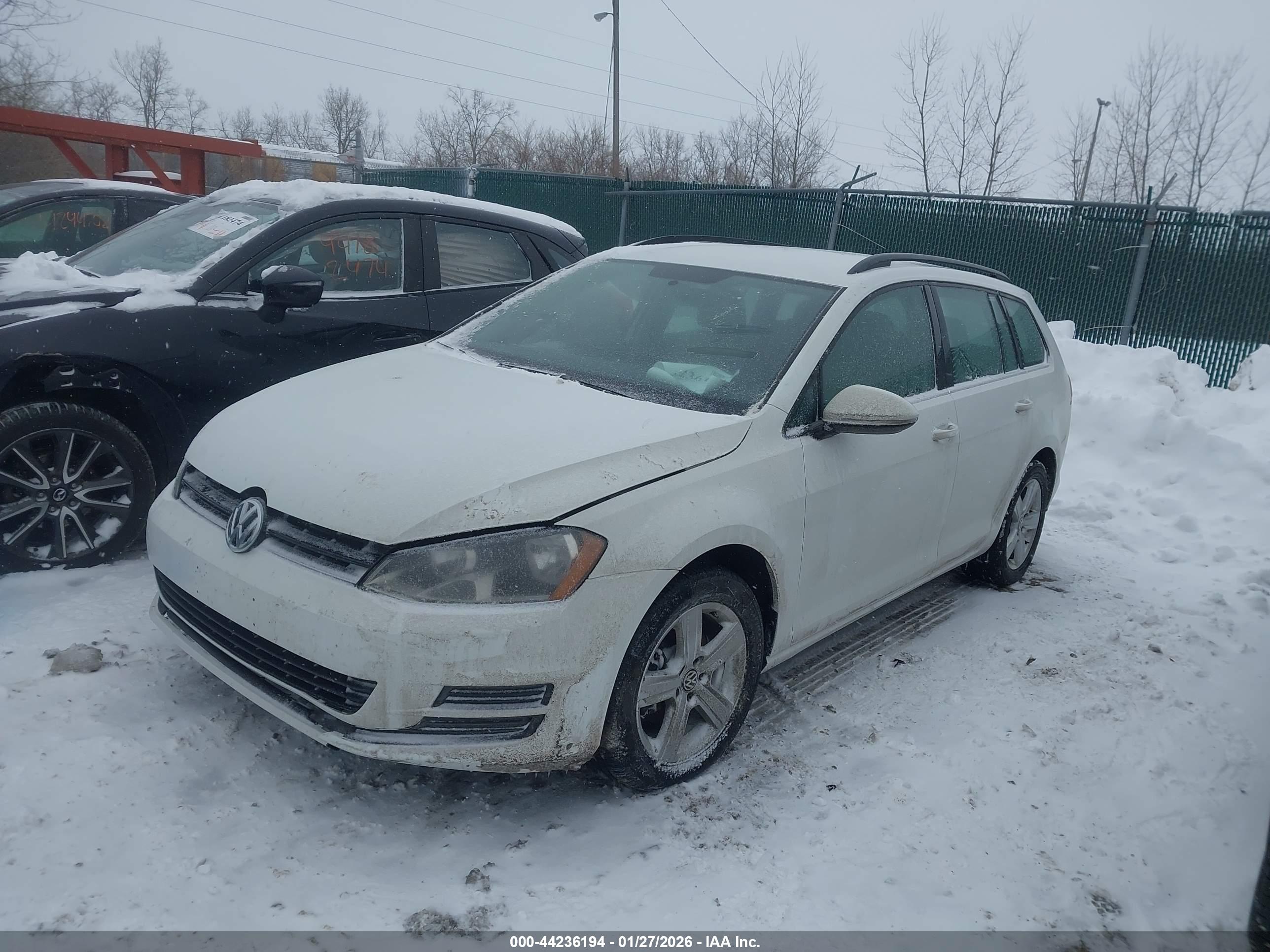VOLKSWAGEN GOLF image 2