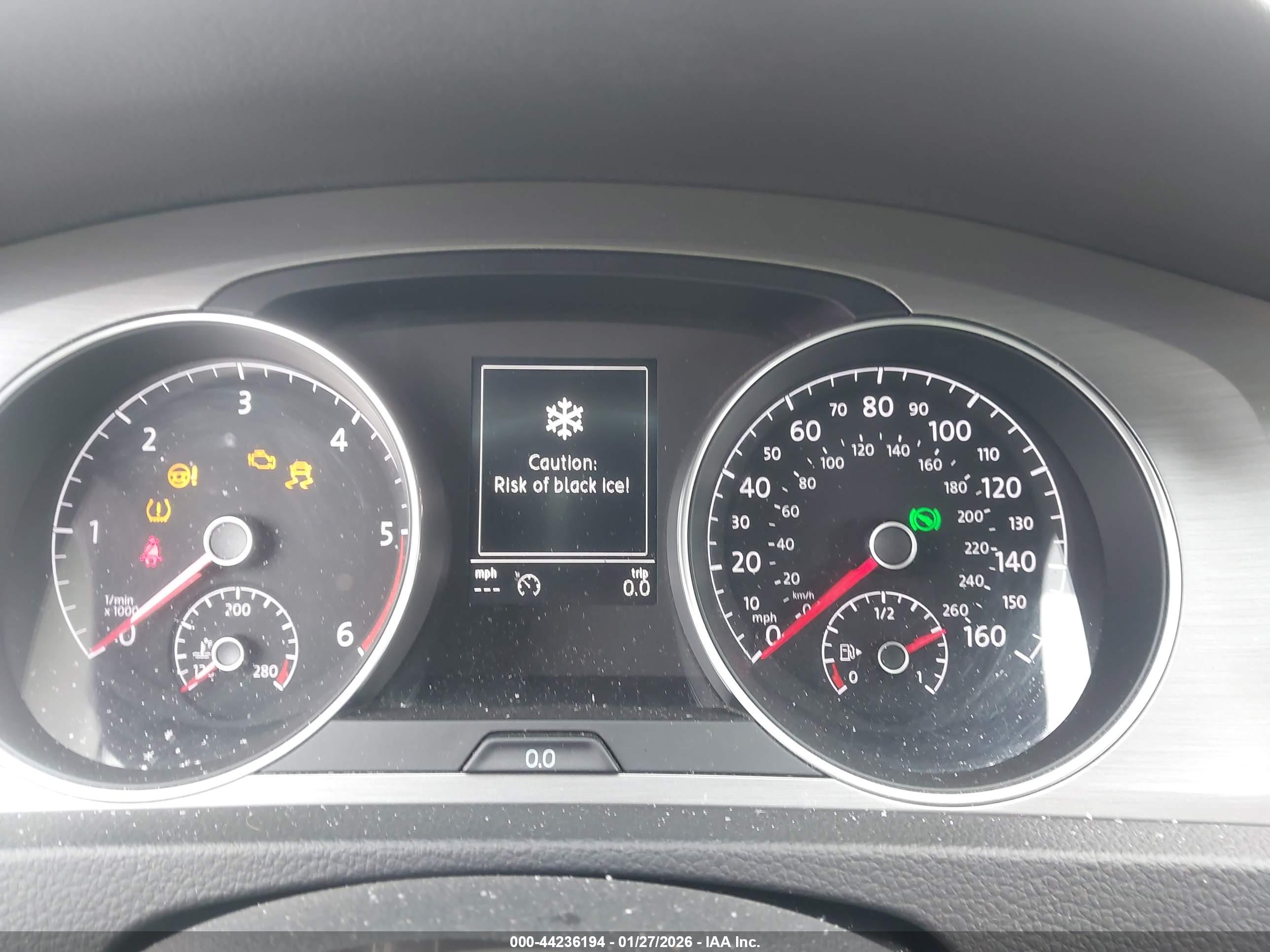 VOLKSWAGEN GOLF image 7