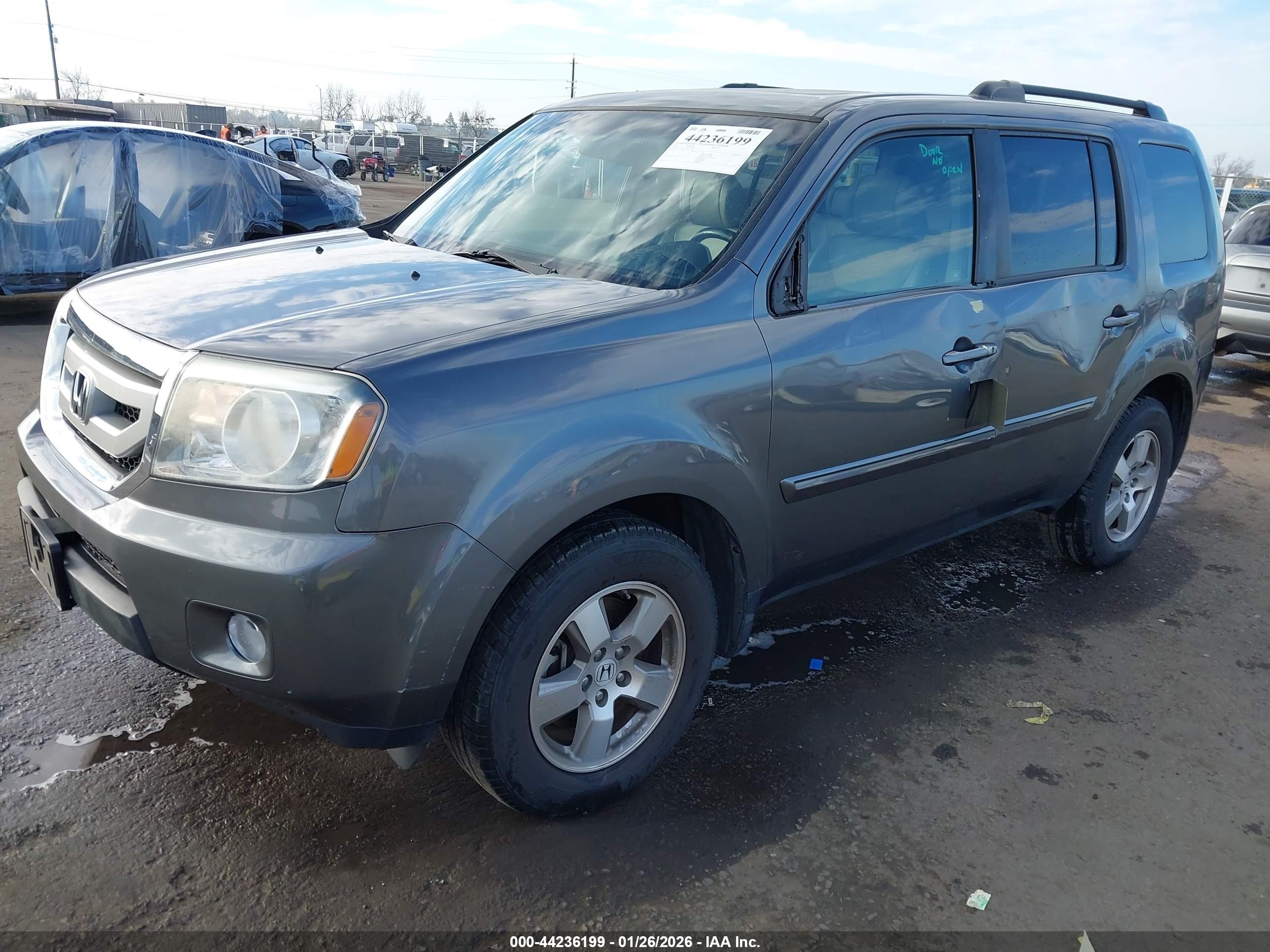 HONDA PILOT image 2
