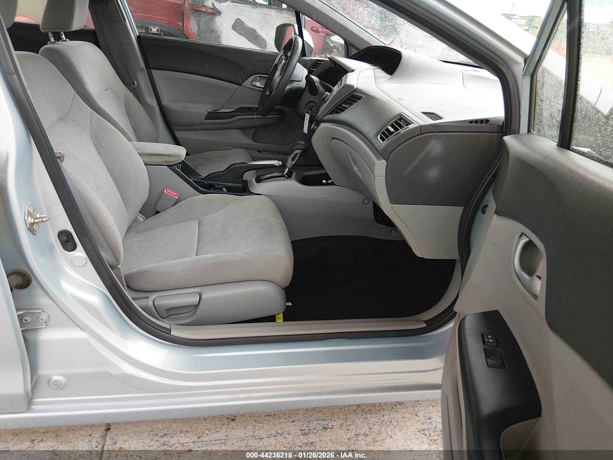HONDA CIVIC image 5