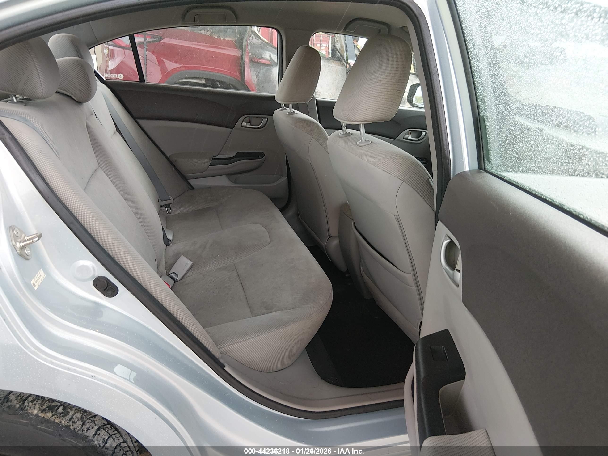 HONDA CIVIC image 8