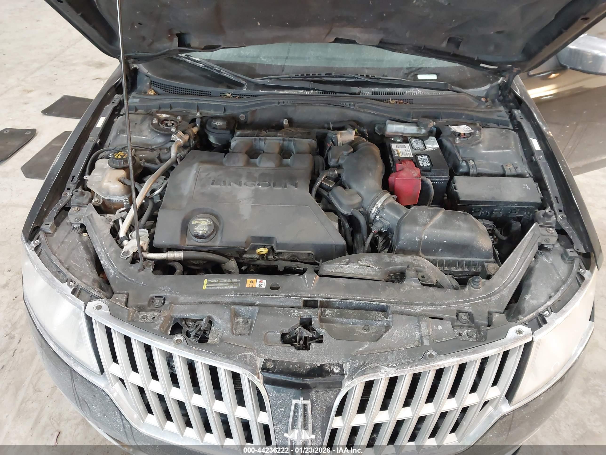 LINCOLN MKZ image 10