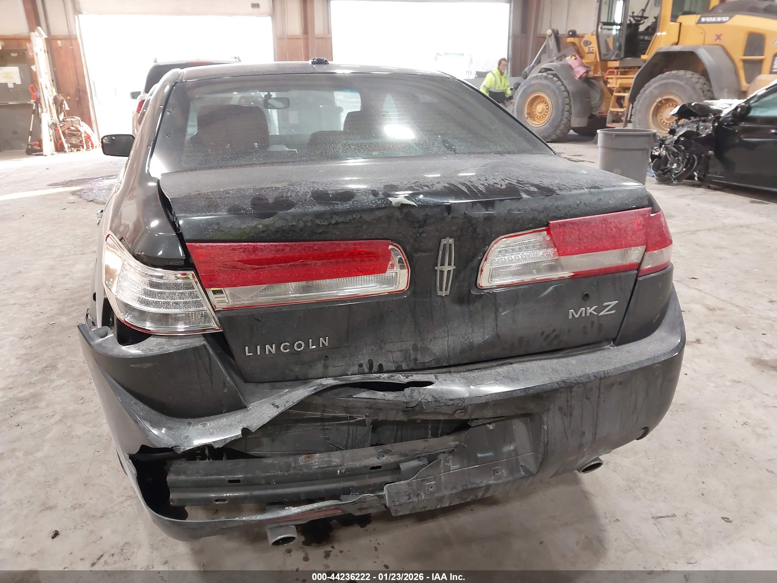 LINCOLN MKZ image 6