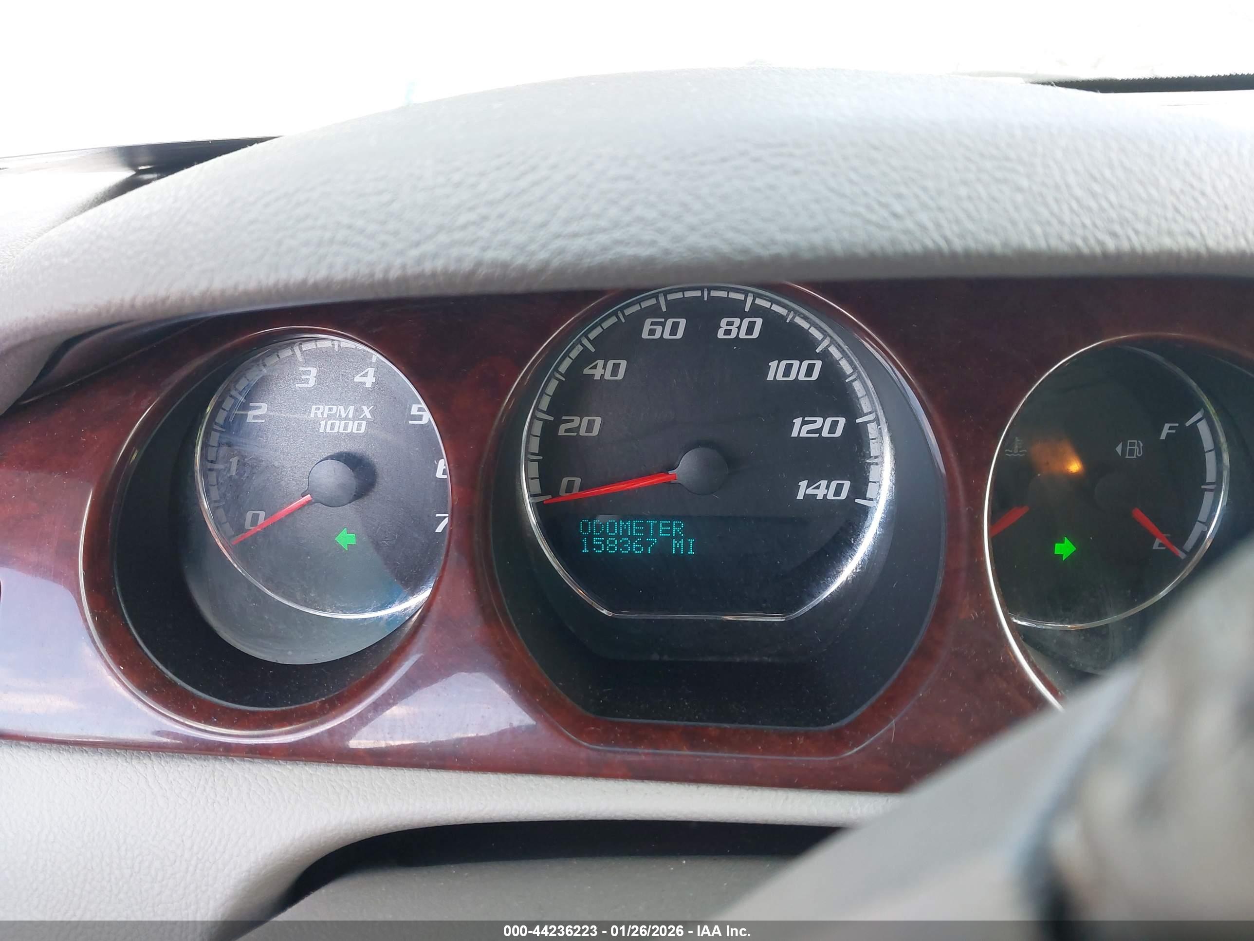 BUICK LUCERNE image 7