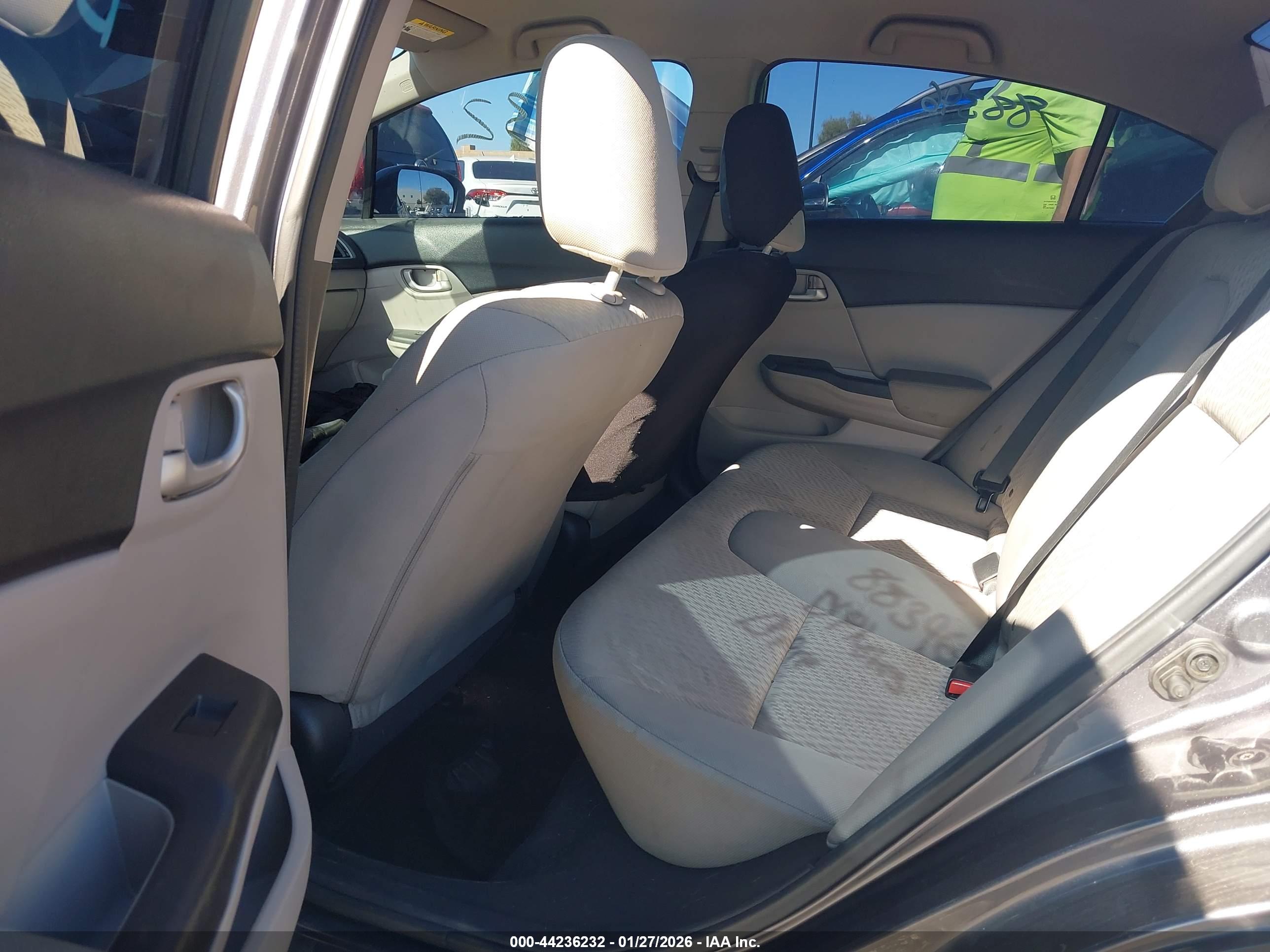 HONDA CIVIC image 8
