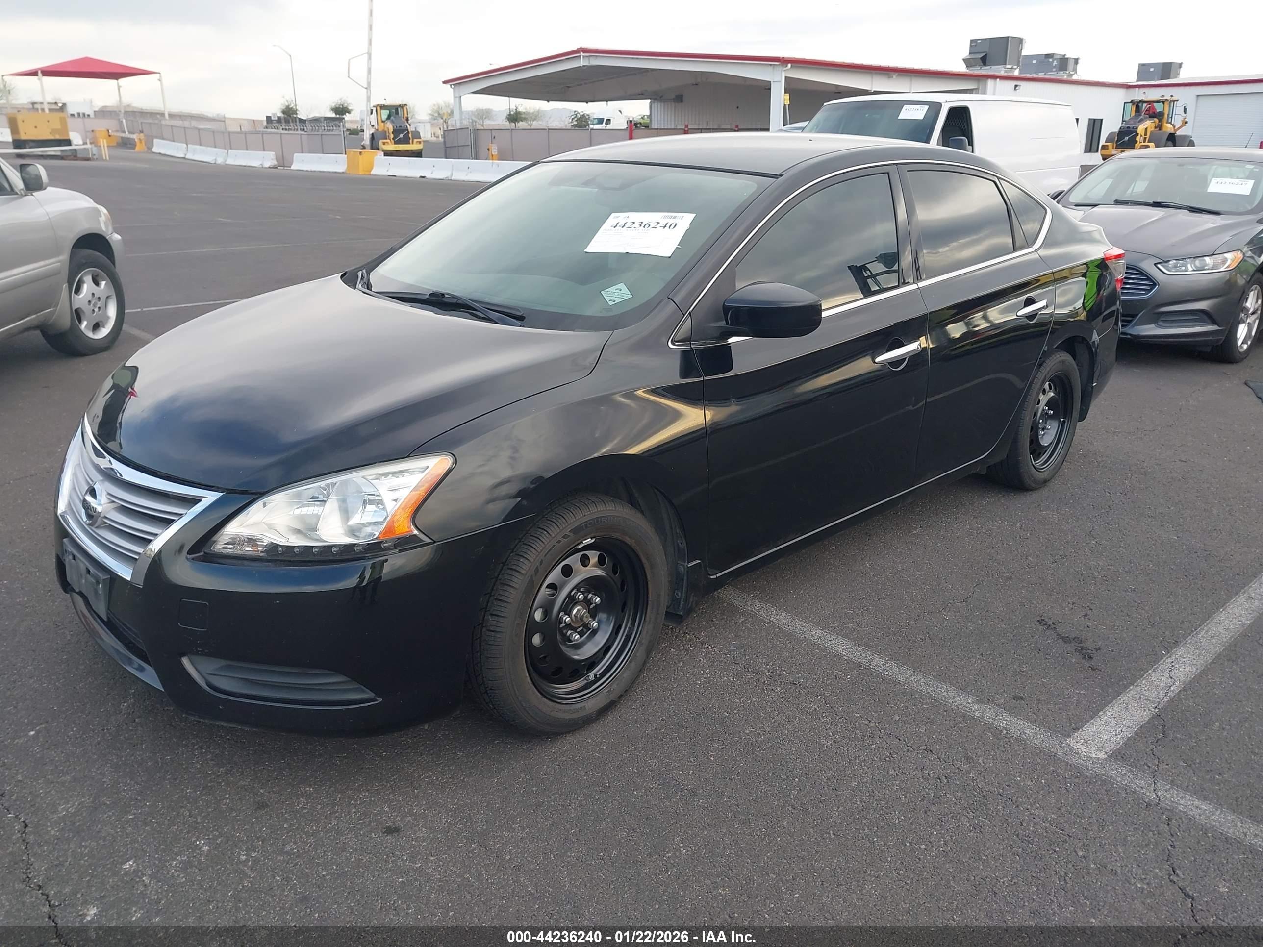 NISSAN SENTRA image 2