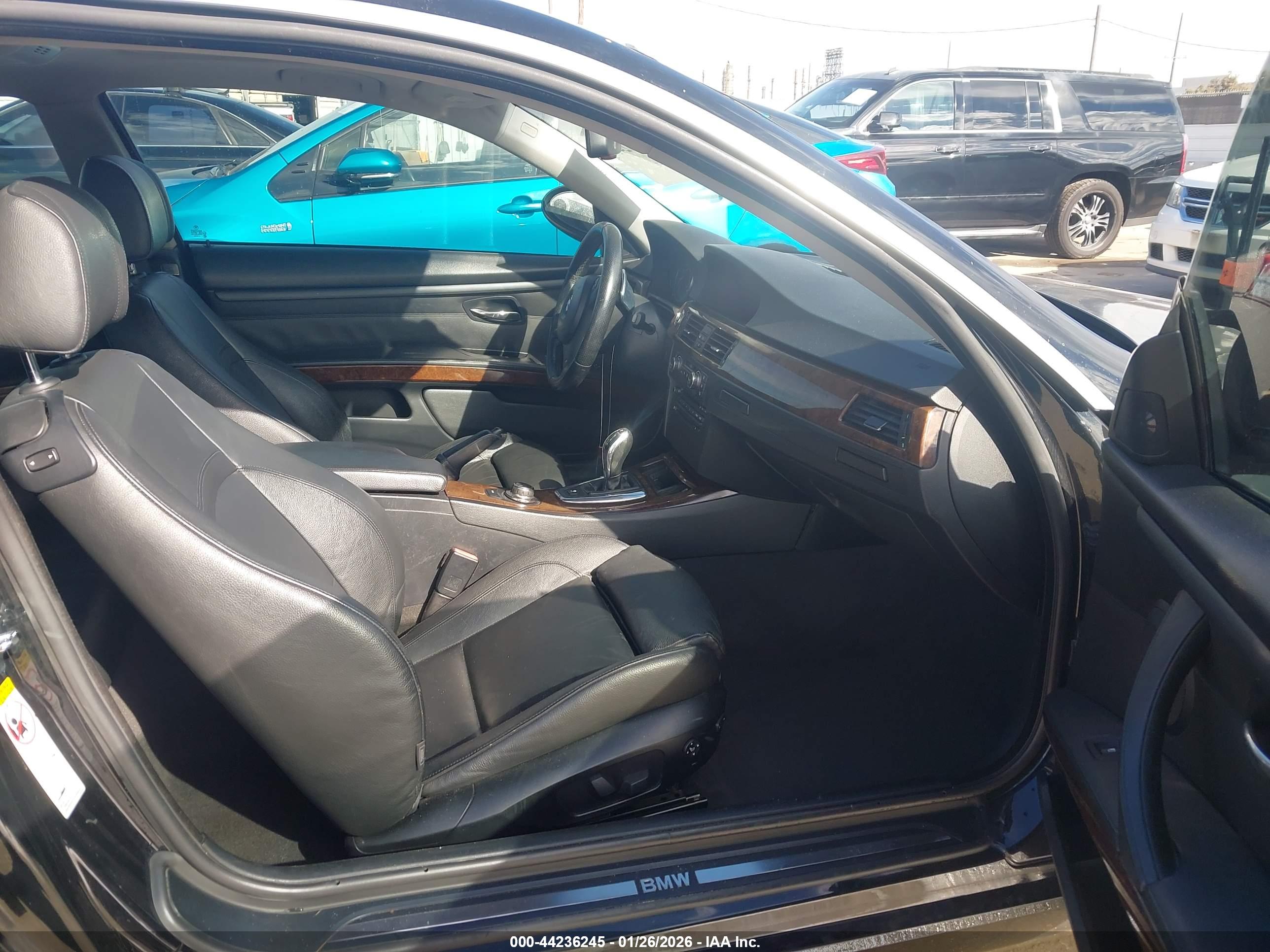 BMW 335I image 5